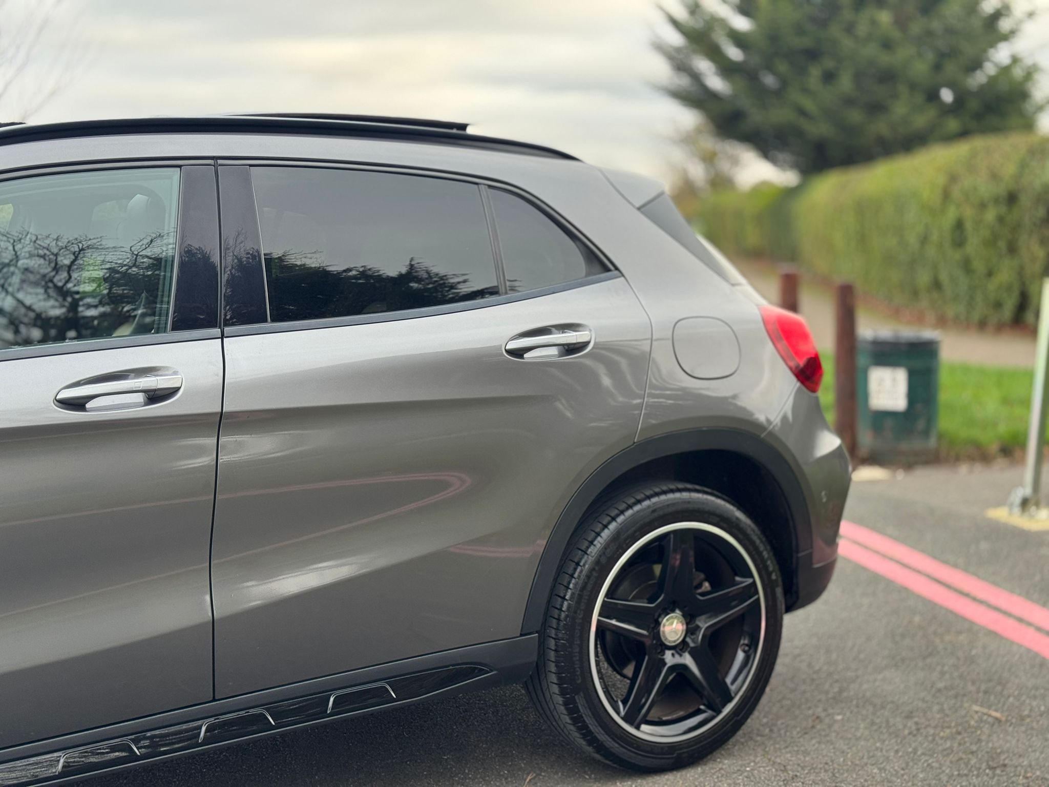 MERCEDES-BENZ GLA 220 D 4MAT AMG LINE PREM+A