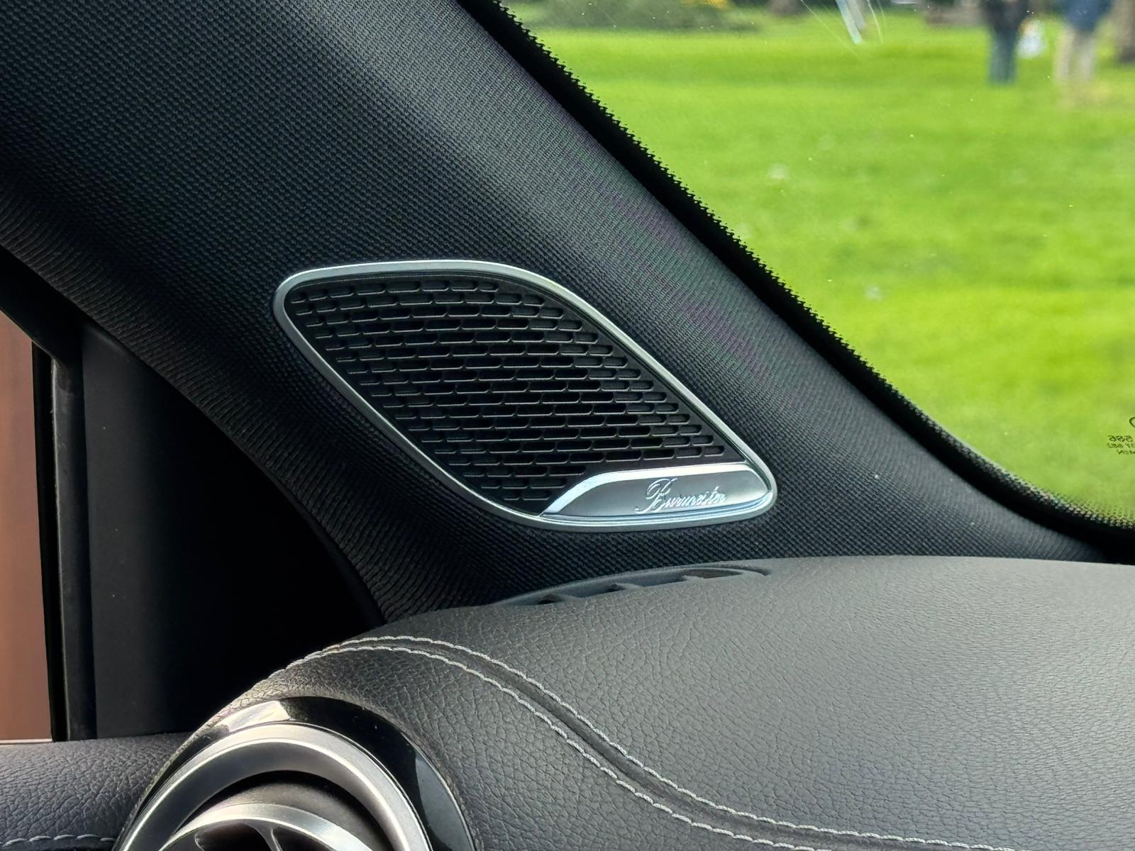 MERCEDES-BENZ AMG A 35 4MATIC PREMIUM + AUTO