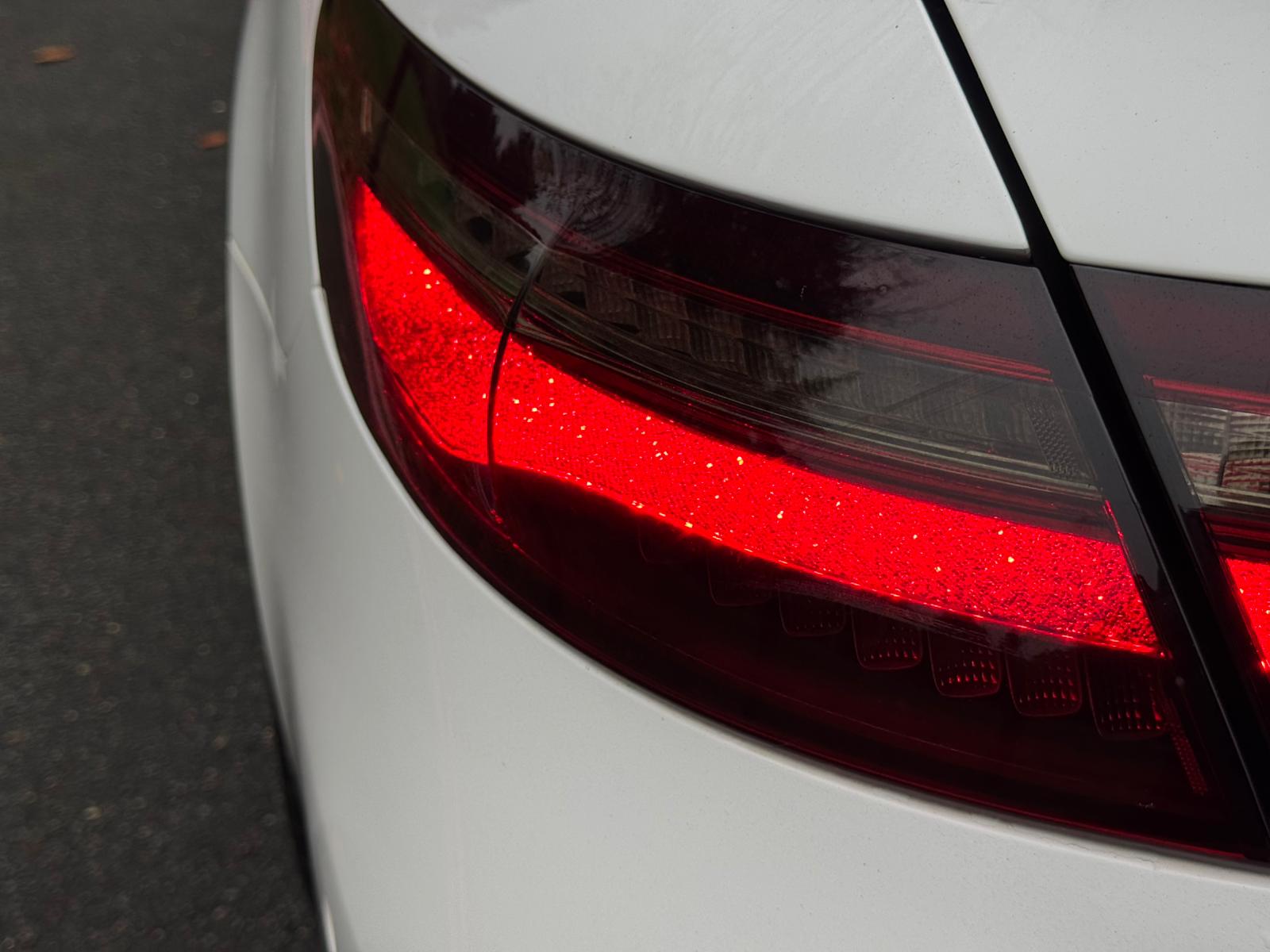 MERCEDES-BENZ E 220 D AMG LINE AUTO