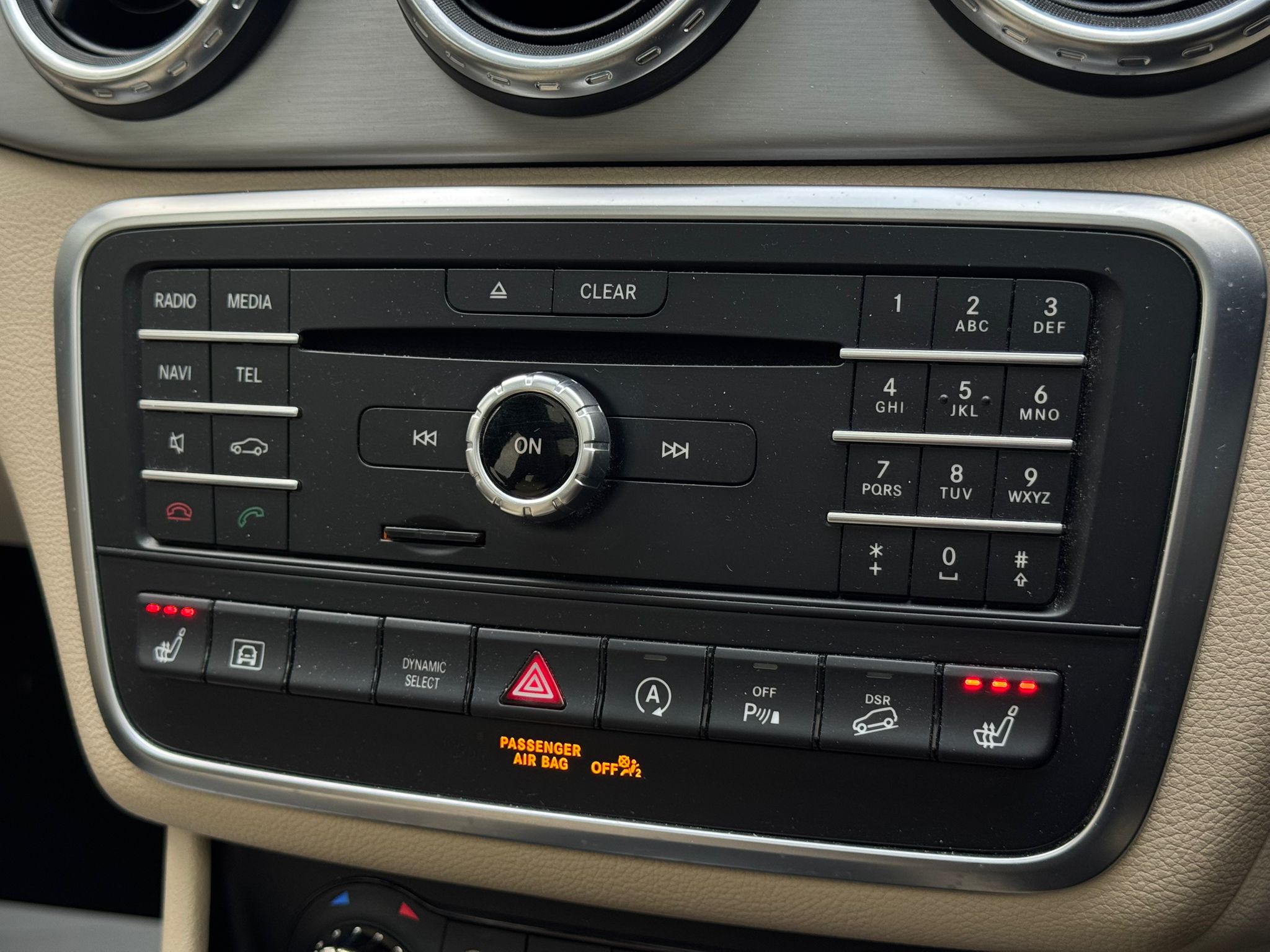 MERCEDES-BENZ GLA 220 D 4MAT AMG LINE PREM+A