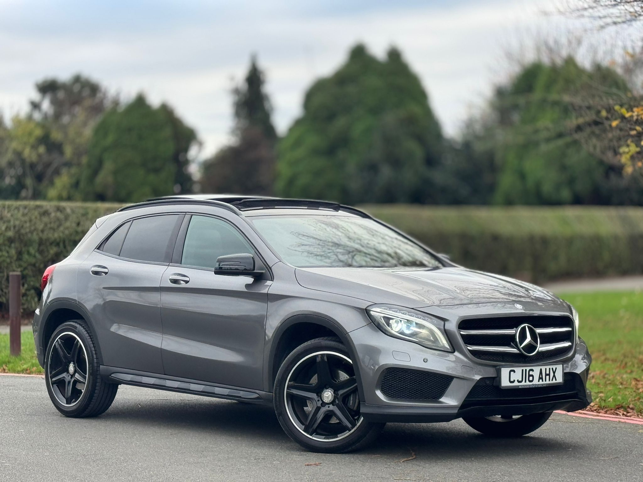 MERCEDES-BENZ GLA 220 D 4MAT AMG LINE PREM+A