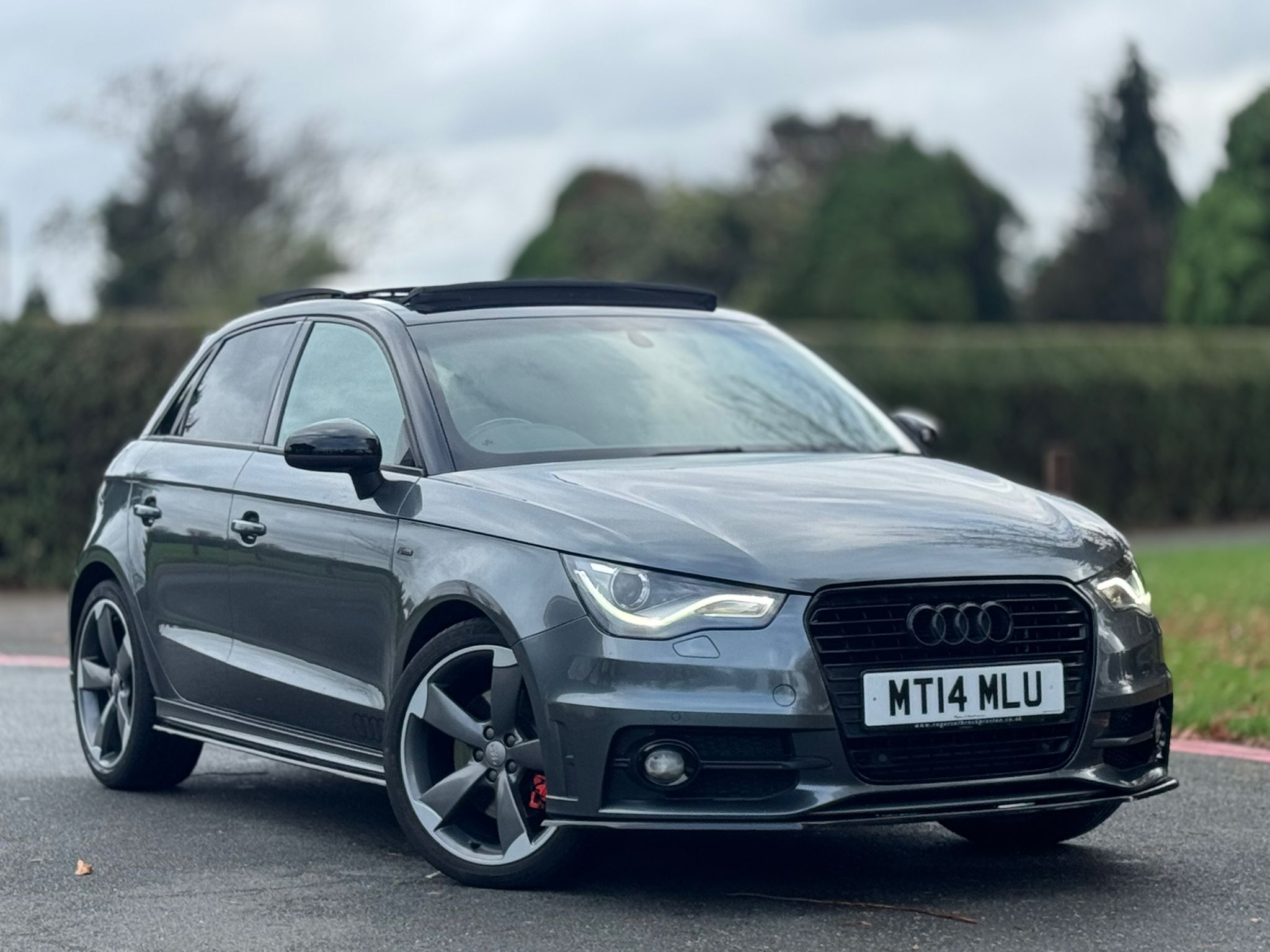AUDI A1 S LINE BLACK ED-N TFSI S-A