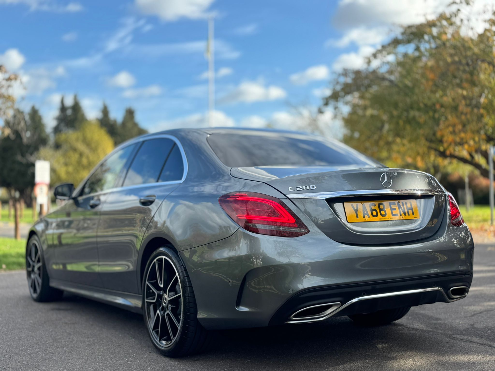 MERCEDES-BENZ C 200 AMG LINE PREMIUM AUTO