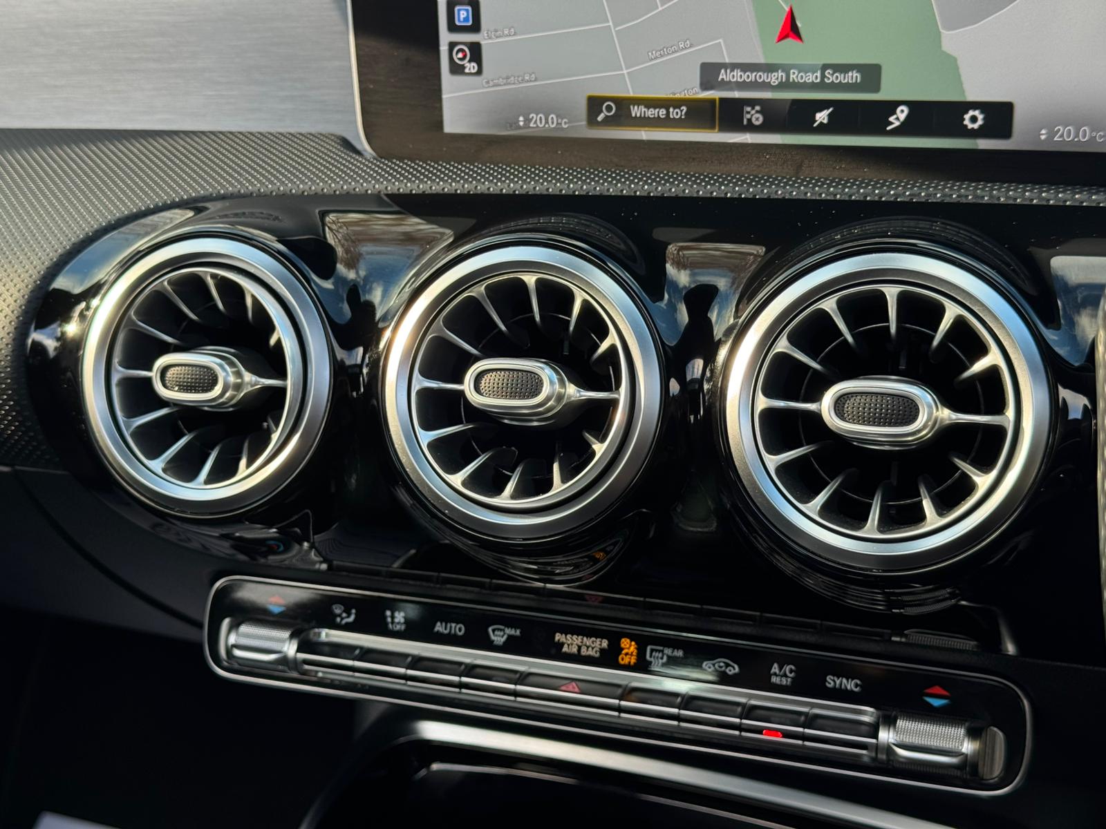 MERCEDES-BENZ AMG A 35 4MATIC PREMIUM + AUTO