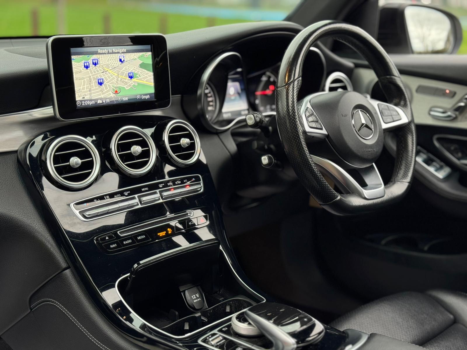 MERCEDES-BENZ GLC 220 D 4M AMG LINE PREM A