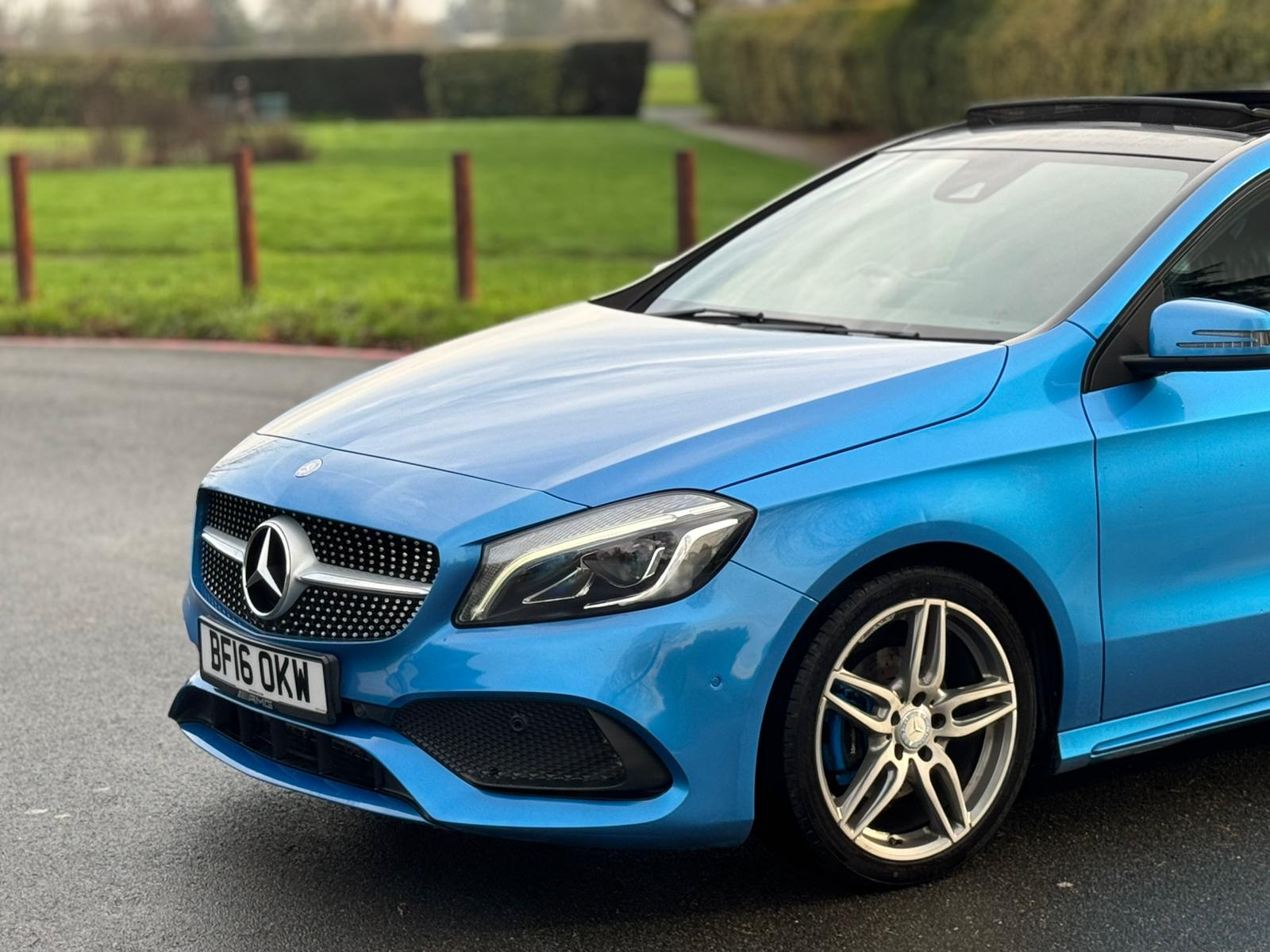 MERCEDES-BENZ A 200 AMG LINE PREMIUM +