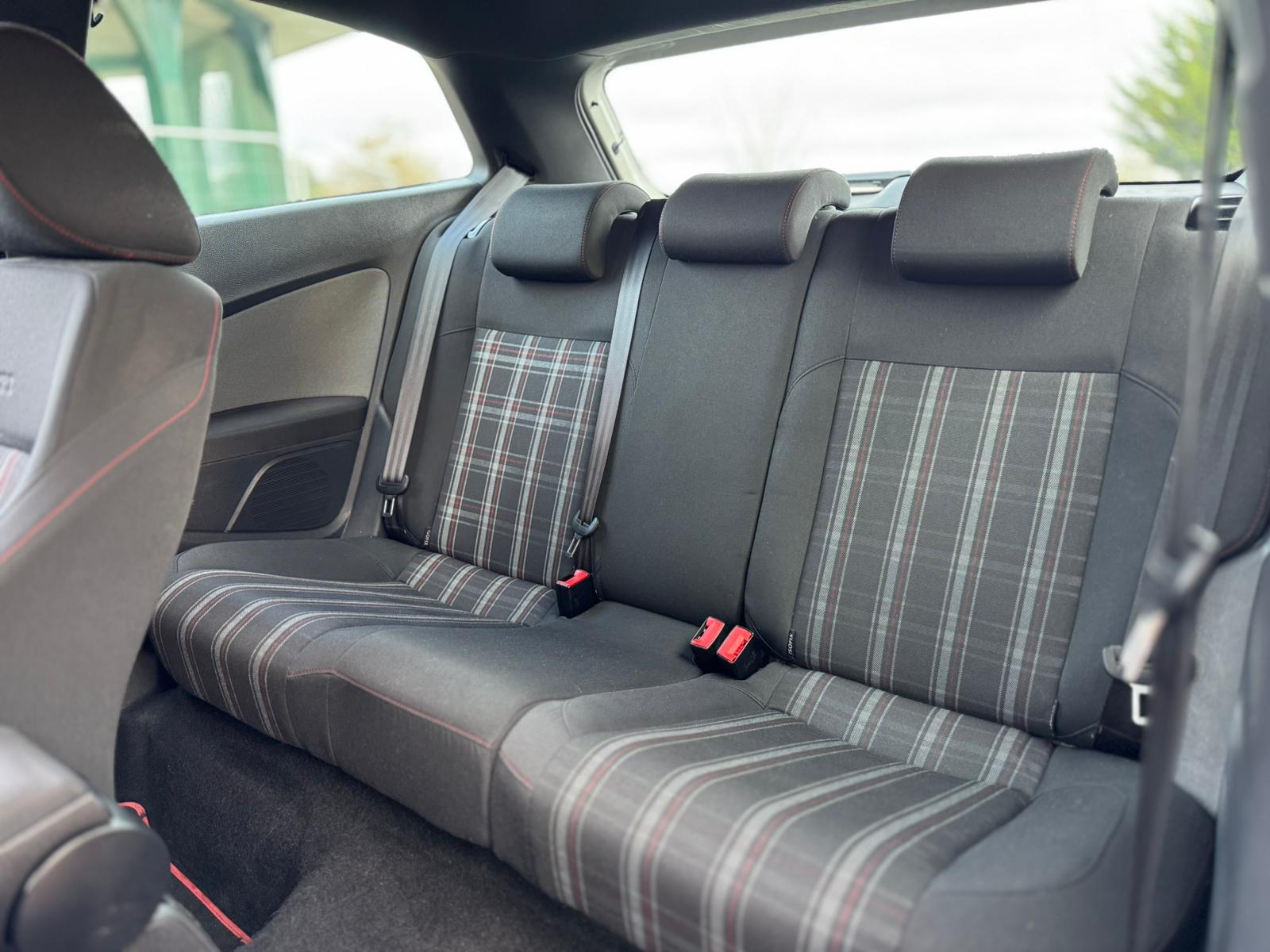 VOLKSWAGEN POLO GTI S-A 180