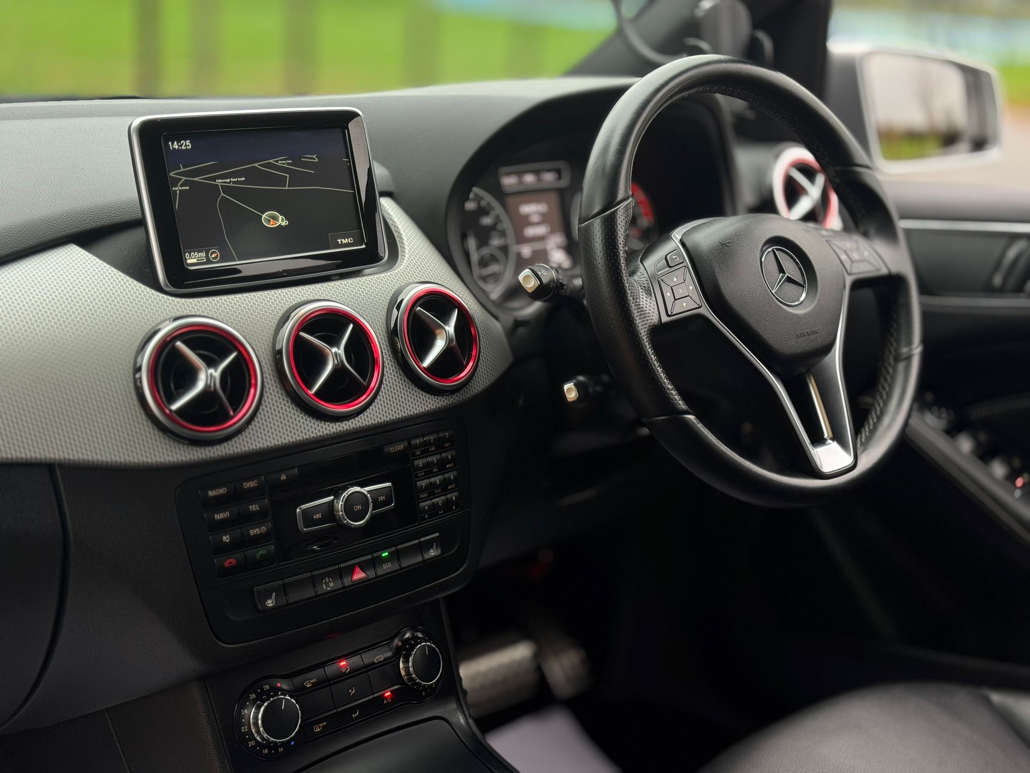 MERCEDES-BENZ B200 BLUEEFFICIENCY SPORT AUTO