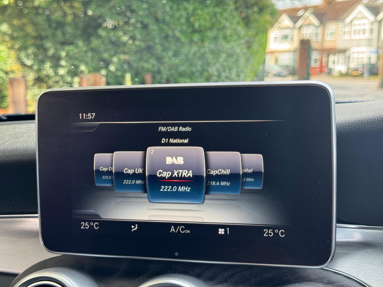 MERCEDES-BENZ C 220 AMG LINE PREMIUM + D A