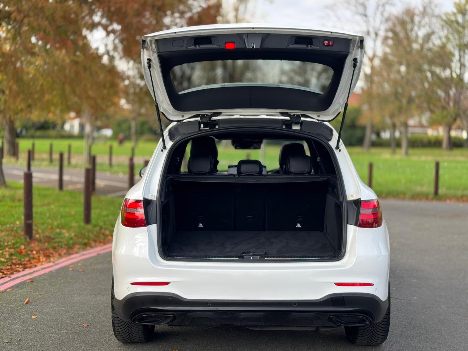 MERCEDES-BENZ GLC 220 D 4M AMG LINE PREM A