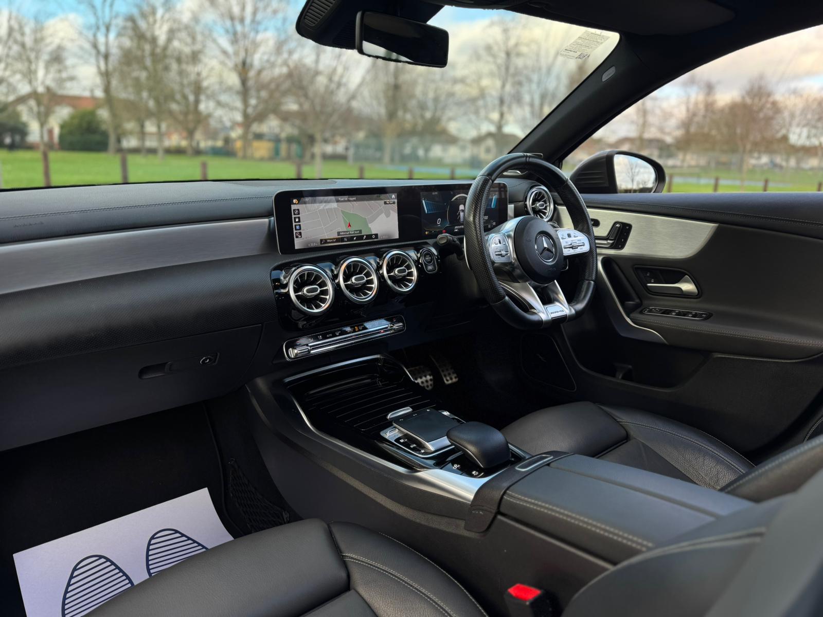 MERCEDES-BENZ AMG A 35 4MATIC PREMIUM + AUTO