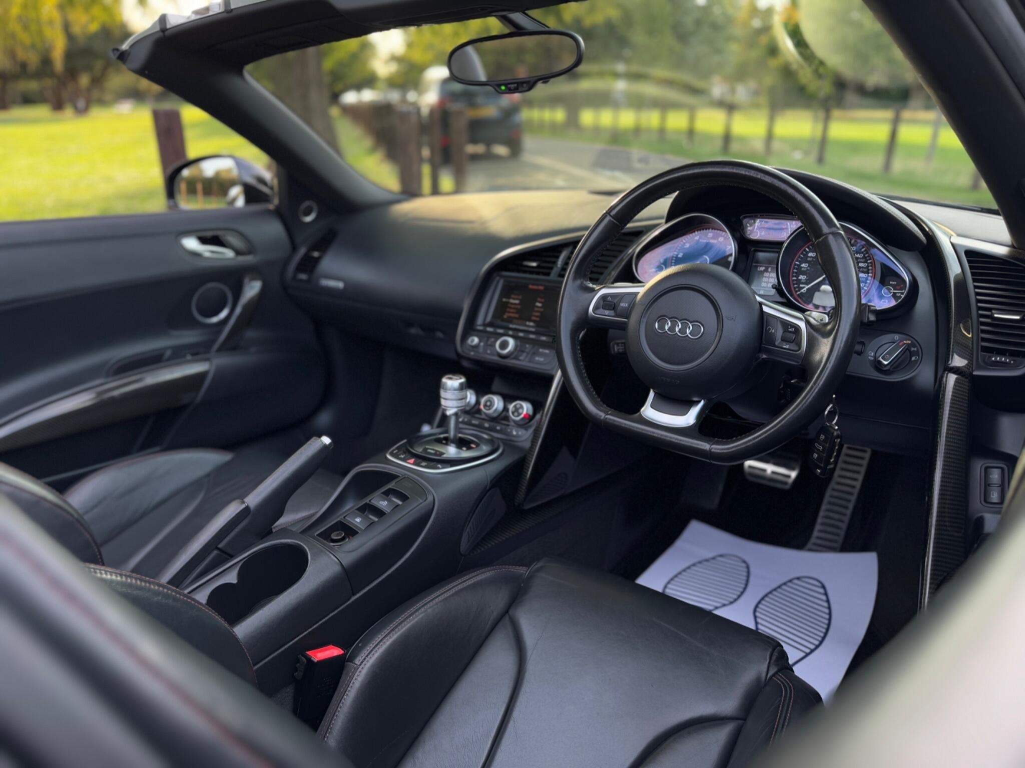 AUDI R8 SPYDER QUATTRO V10 S-A