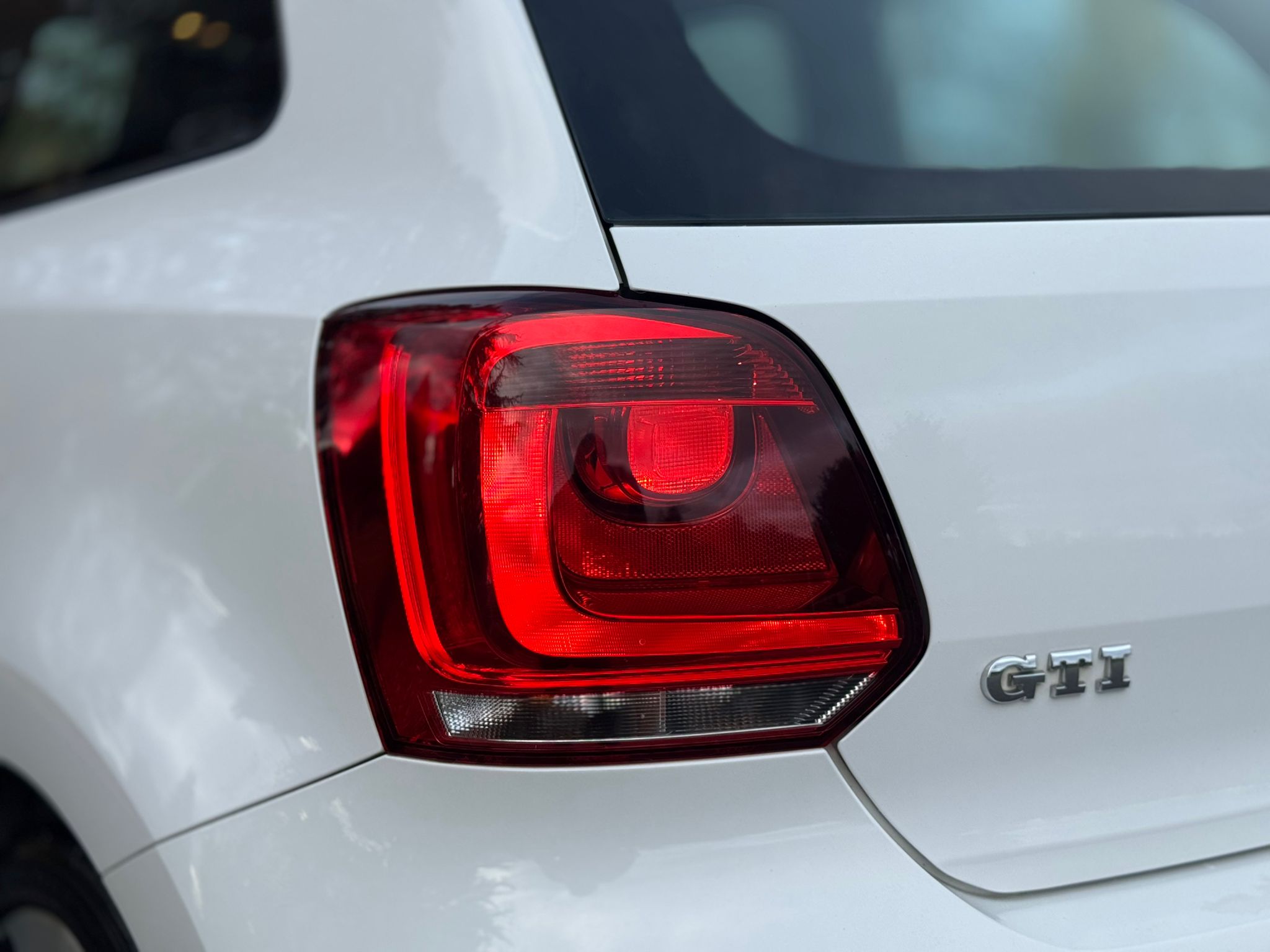 VOLKSWAGEN POLO GTI S-A 180