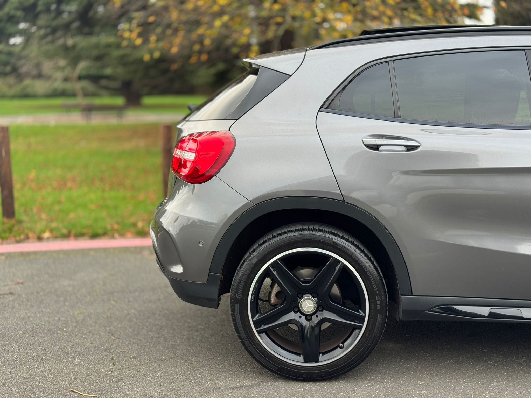 MERCEDES-BENZ GLA 220 D 4MAT AMG LINE PREM+A