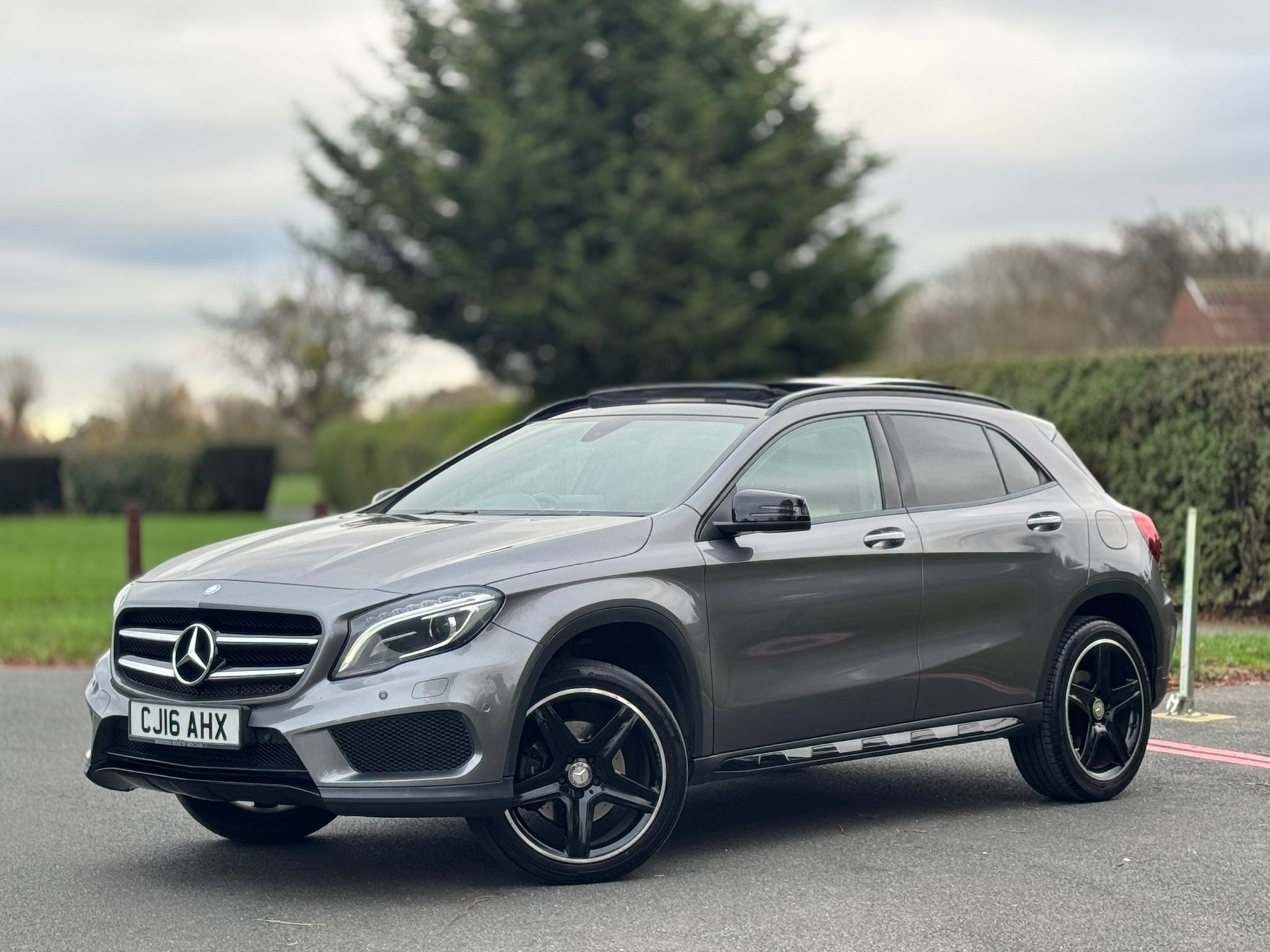 MERCEDES-BENZ GLA 220 D 4MAT AMG LINE PREM+A