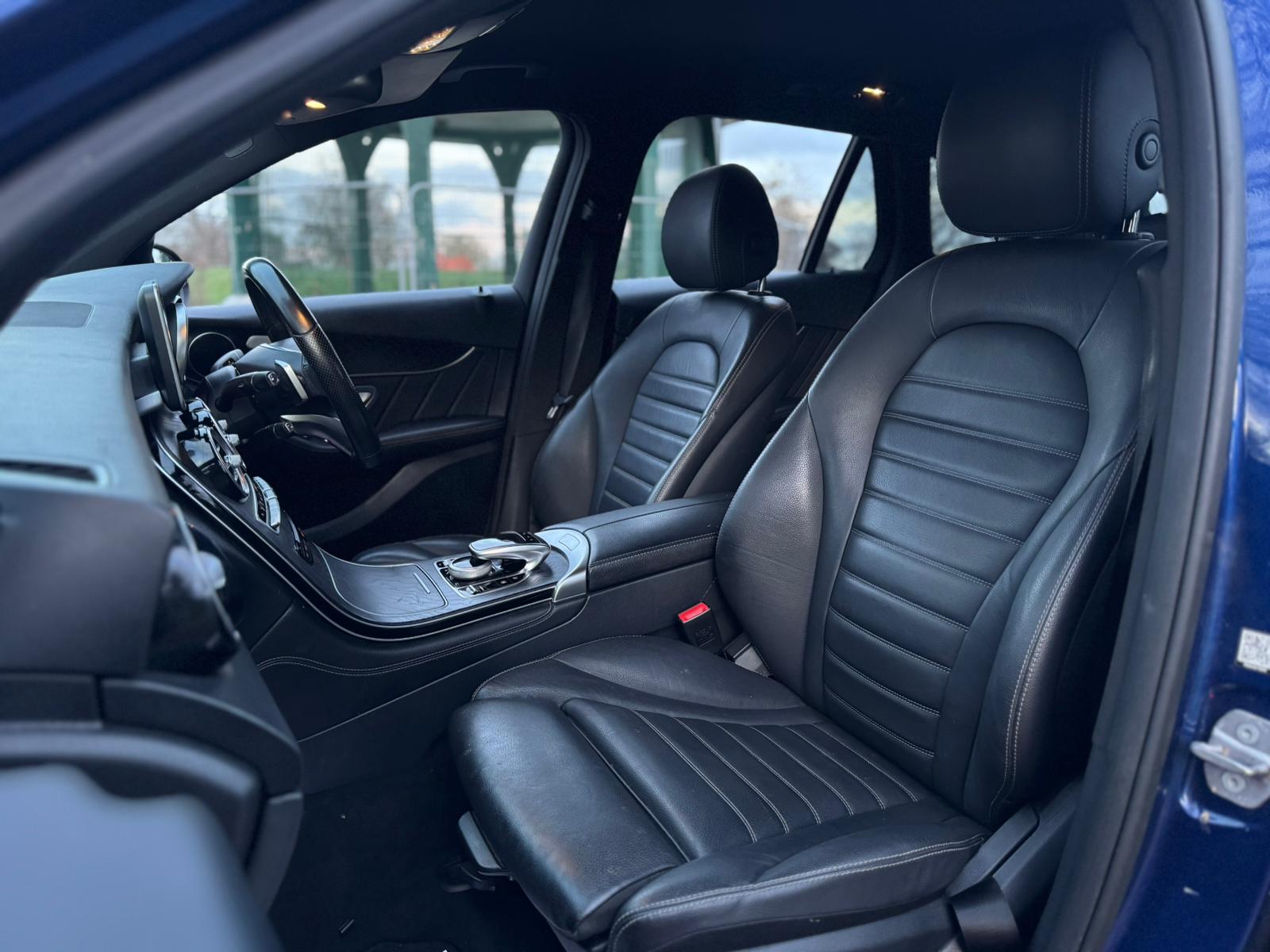 MERCEDES-BENZ GLC 250 D 4MATIC AMG LINE AUTO