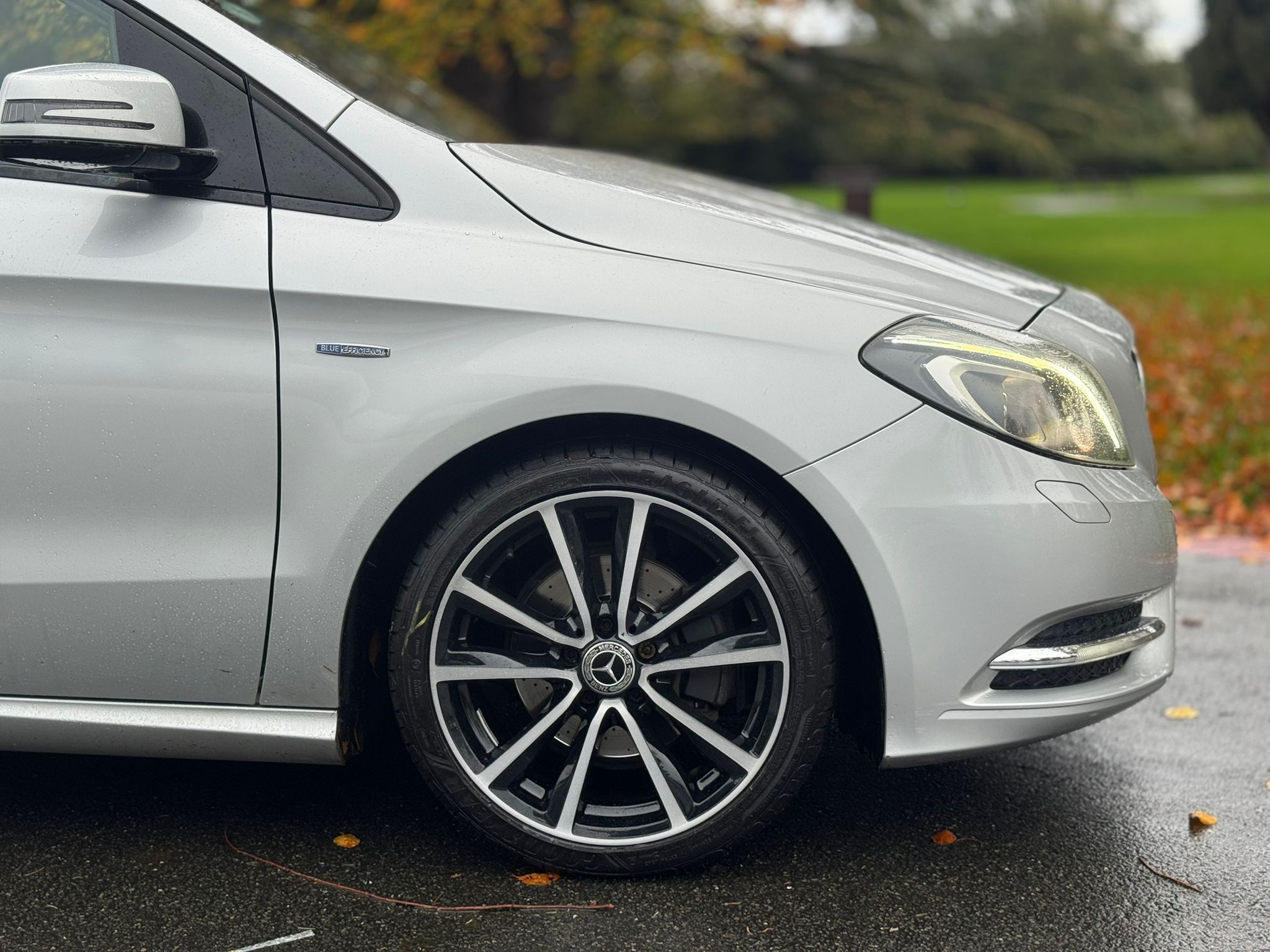 MERCEDES-BENZ B200 BLUEEFFICIENCY SPORT AUTO