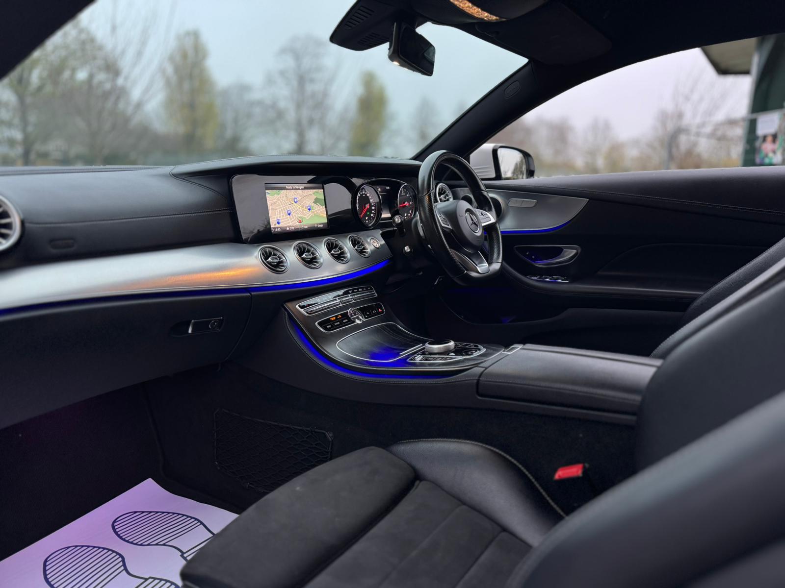 MERCEDES-BENZ E 220 D AMG LINE AUTO