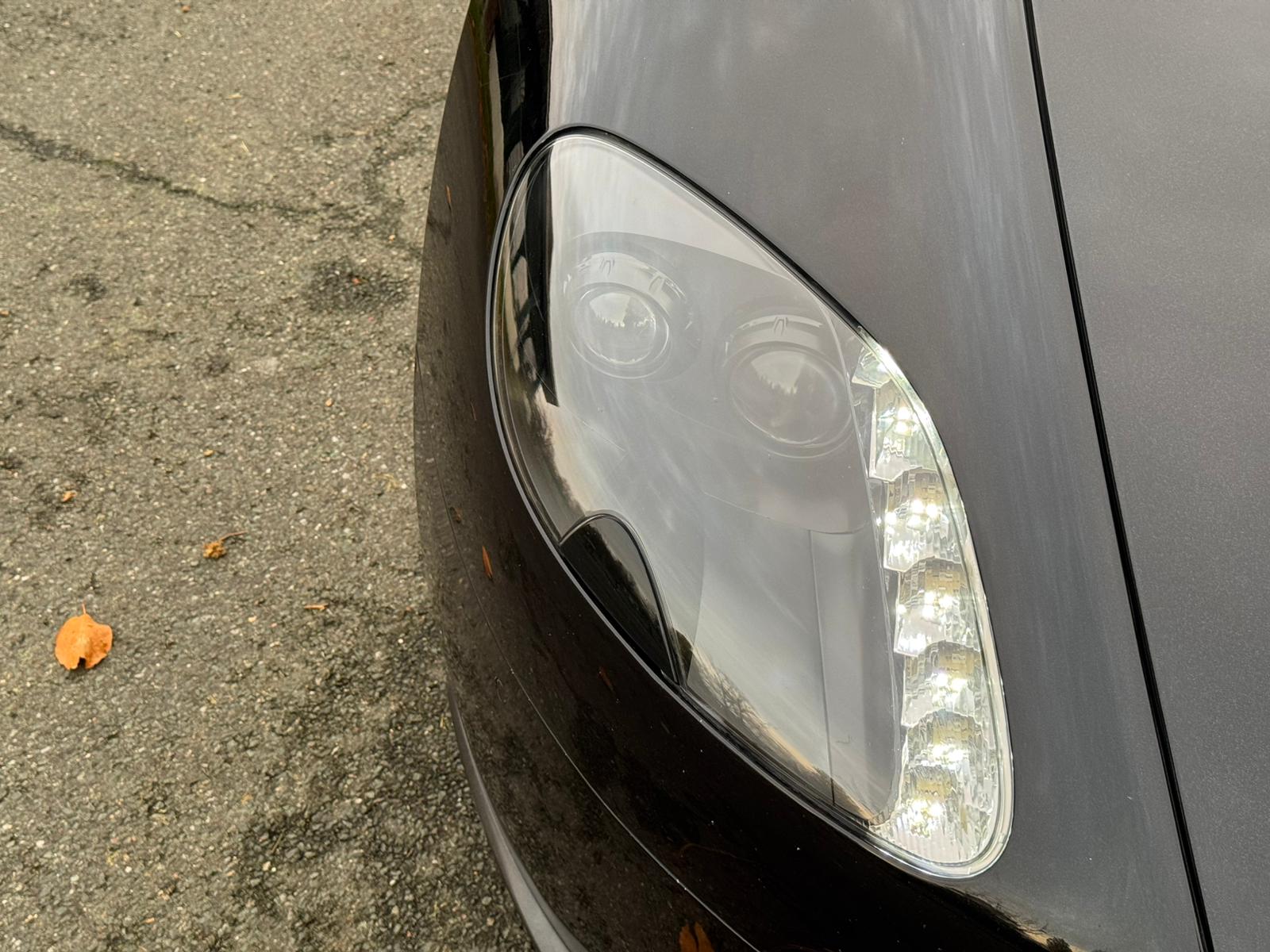 ASTON MARTIN VANTAGE V8 AUTO