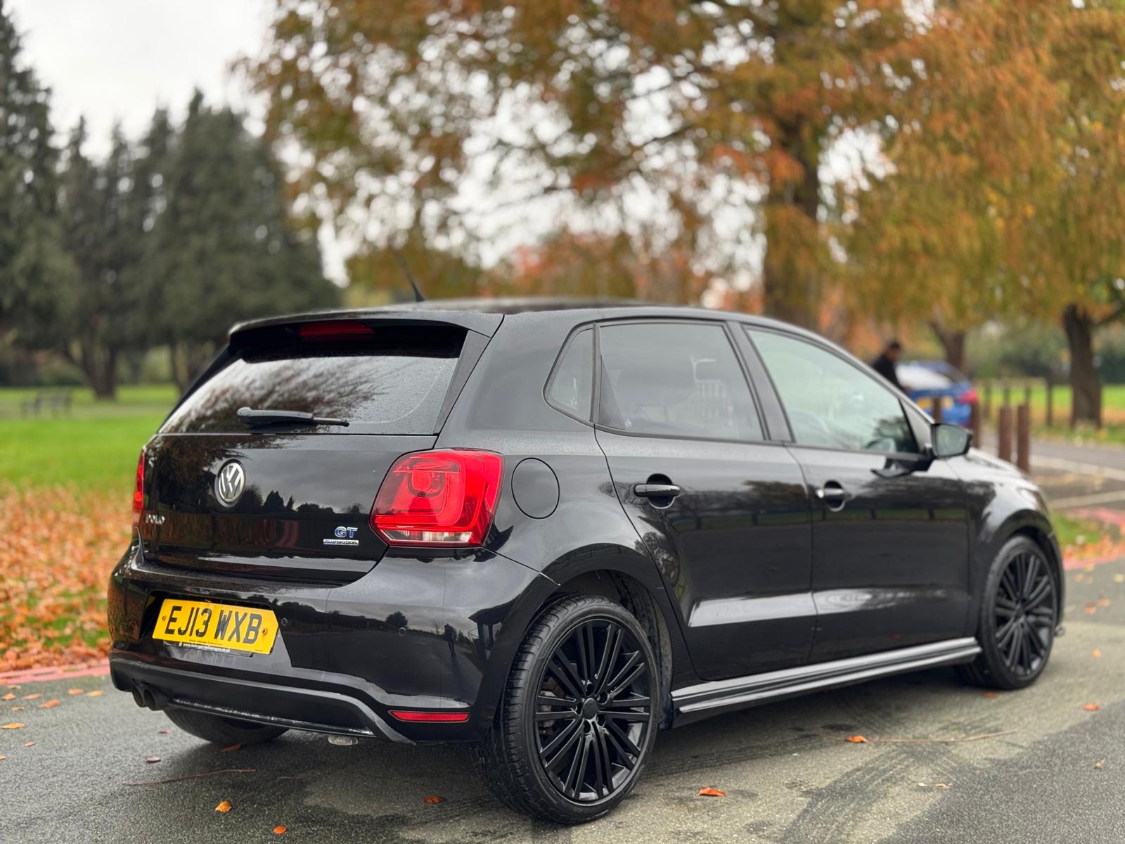 VOLKSWAGEN POLO BLUEGT