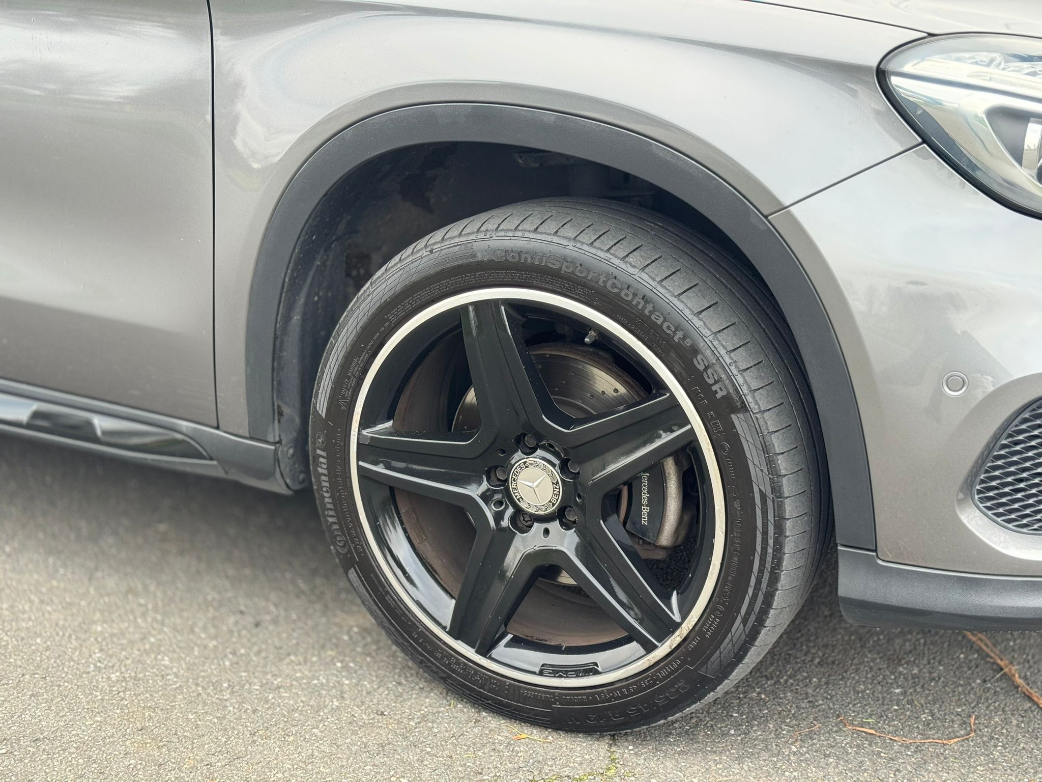 MERCEDES-BENZ GLA 220 D 4MAT AMG LINE PREM+A