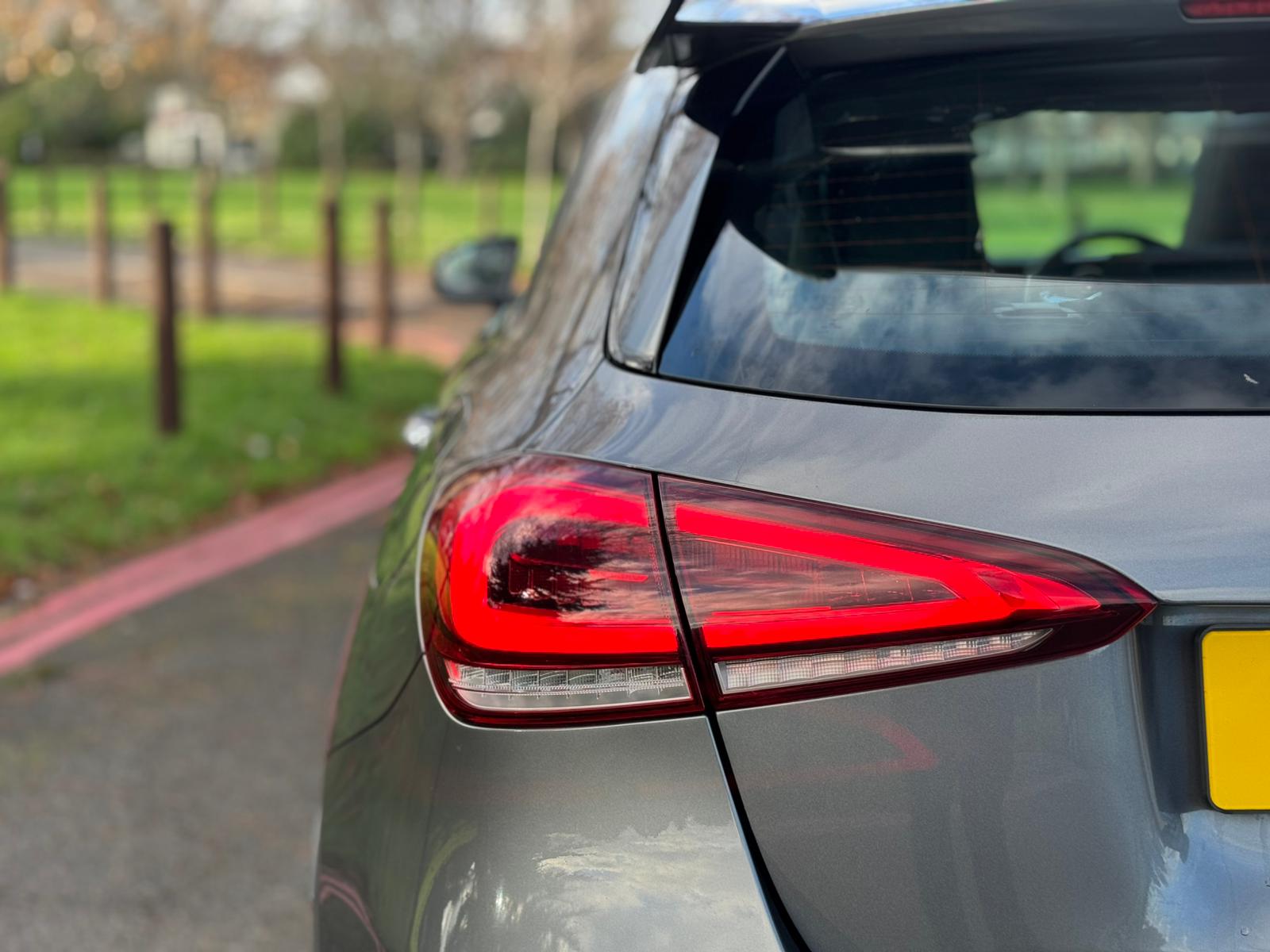 MERCEDES-BENZ AMG A 35 4MATIC PREMIUM + AUTO