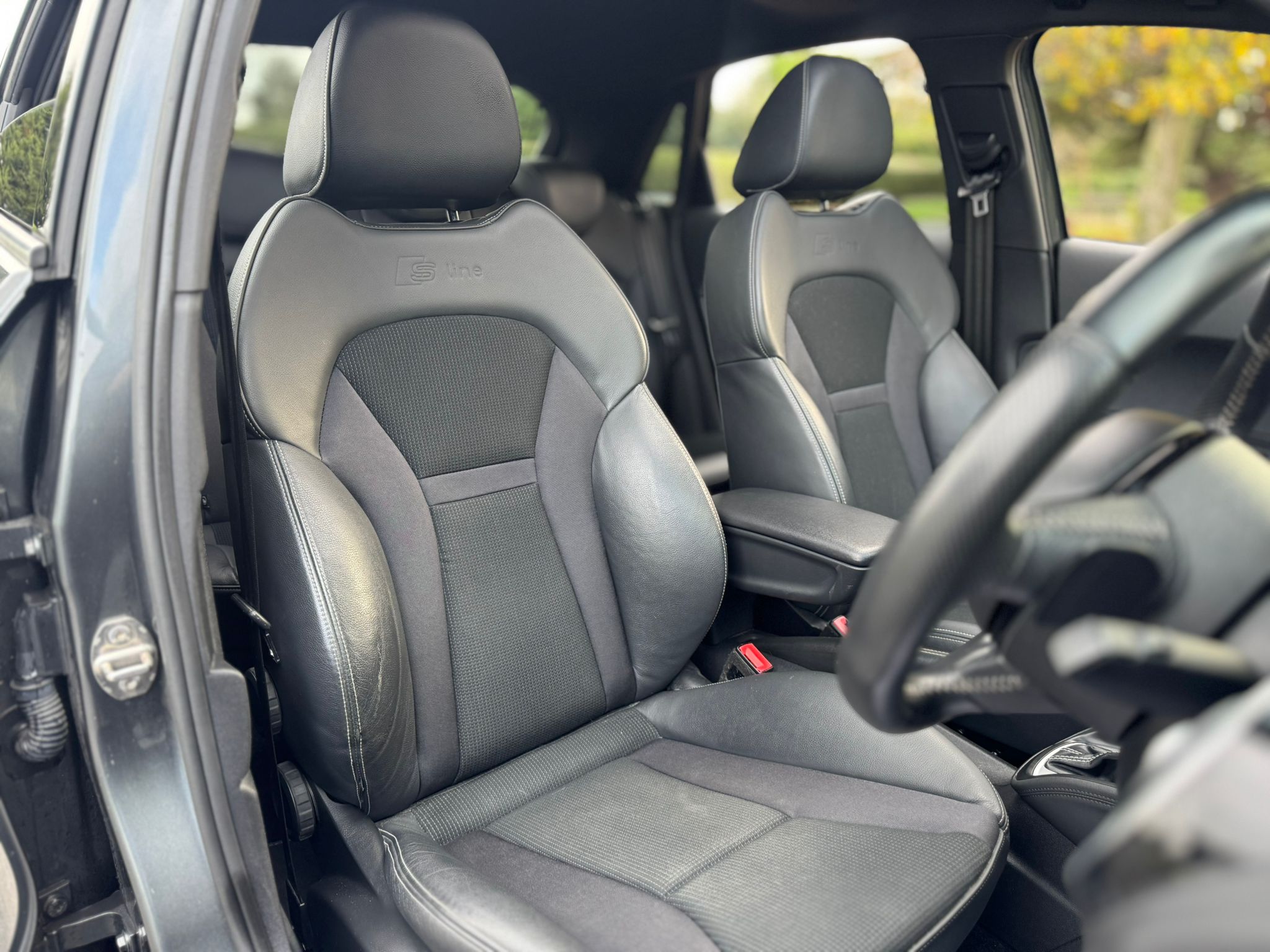 AUDI A1 S LINE BLACK ED-N TFSI S-A