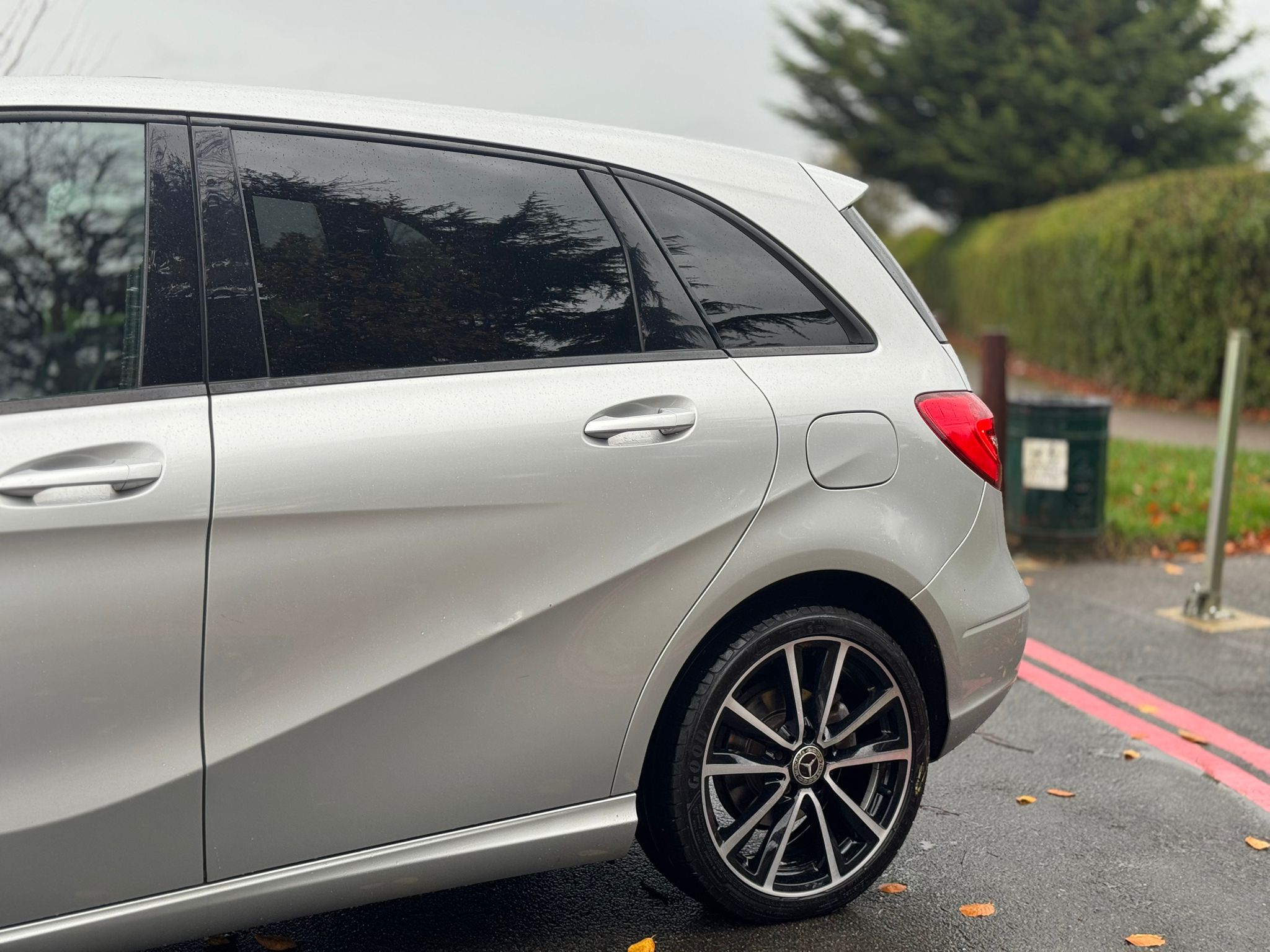 MERCEDES-BENZ B200 BLUEEFFICIENCY SPORT AUTO