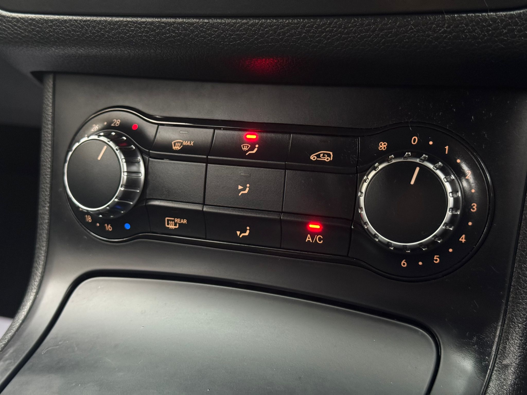 MERCEDES-BENZ B200 BLUEEFFICIENCY SPORT AUTO