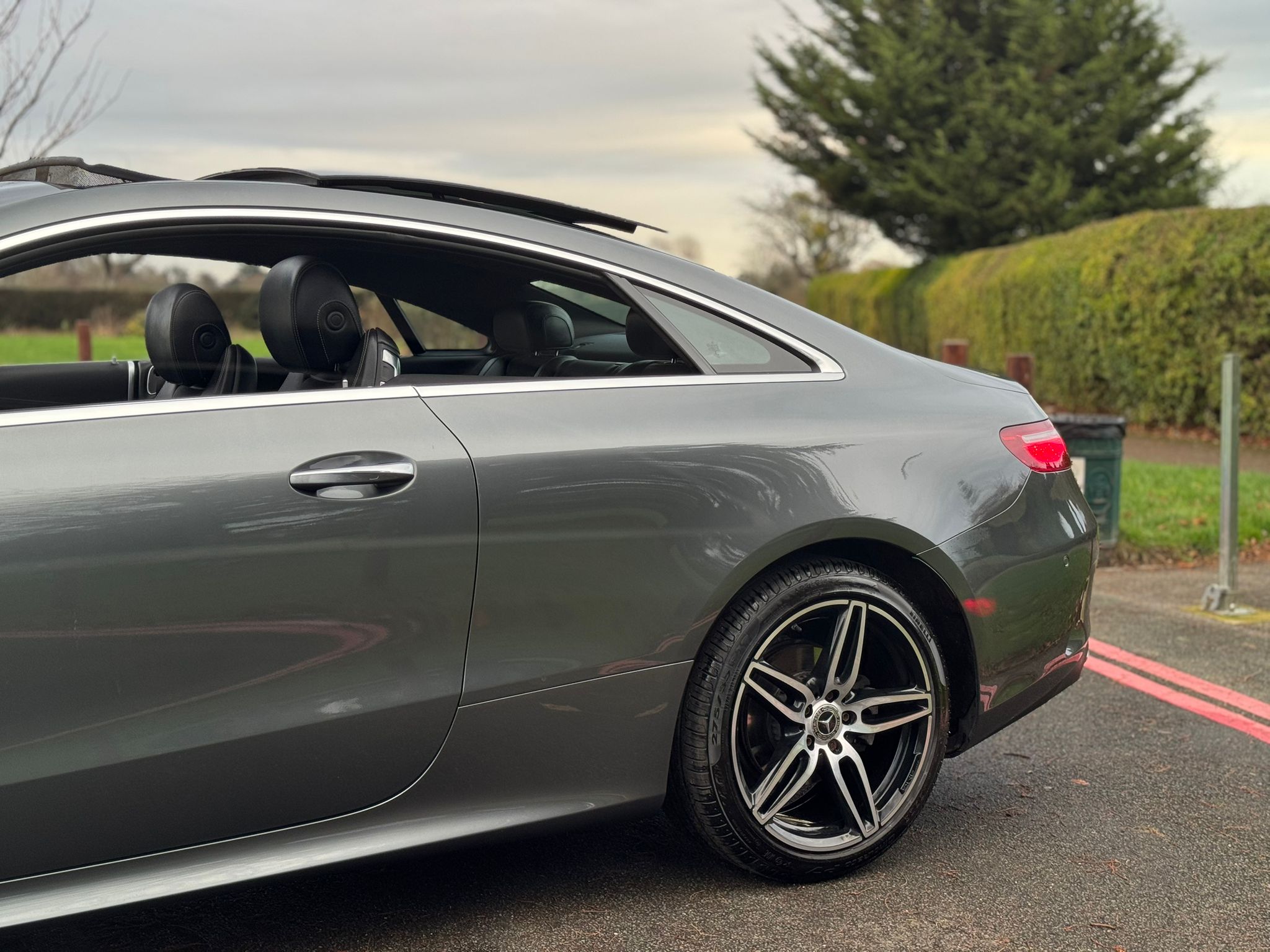 MERCEDES-BENZ E 220 D AMG LINE PREMIUM AUTO