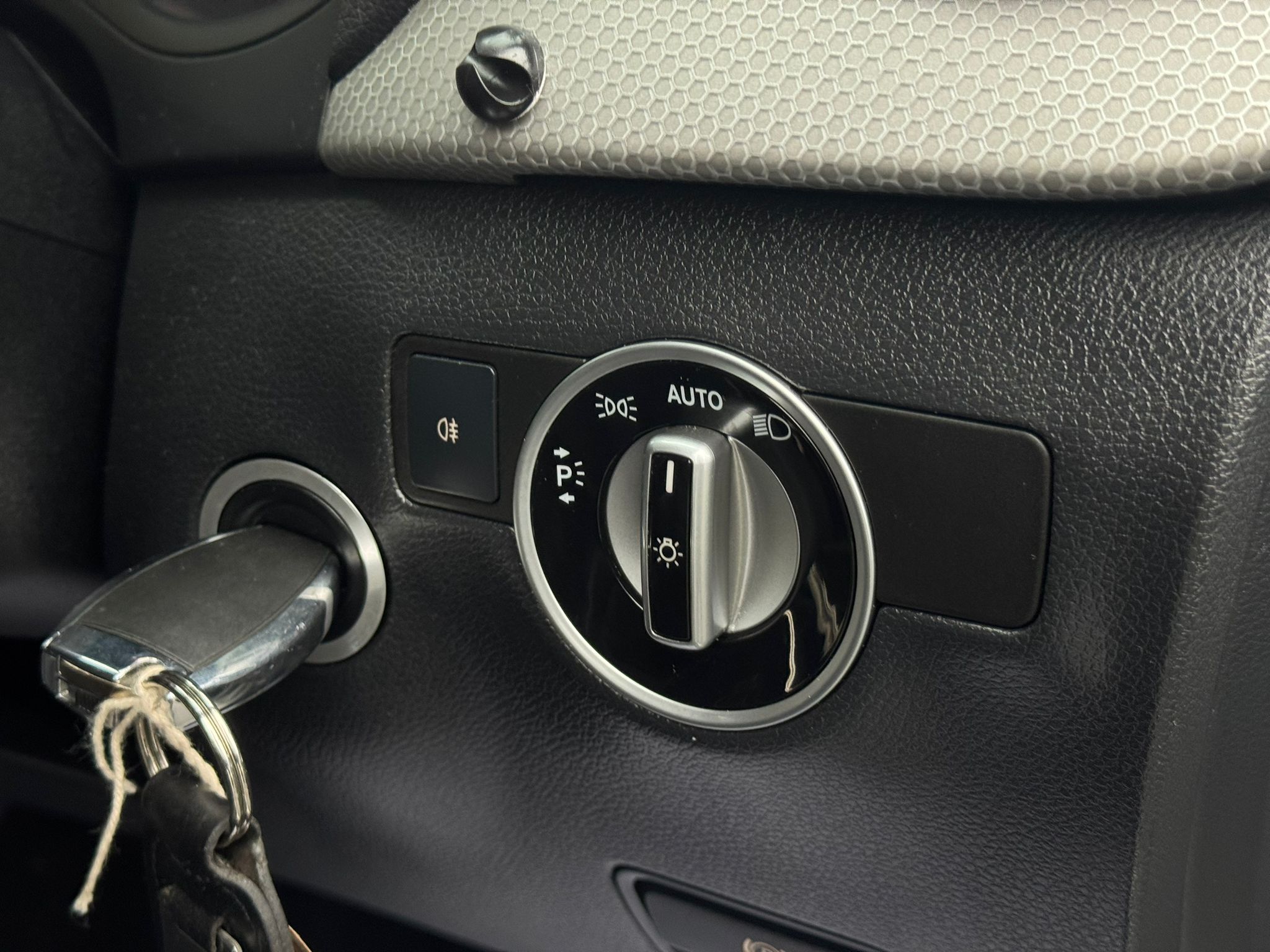 MERCEDES-BENZ B200 BLUEEFFICIENCY SPORT AUTO