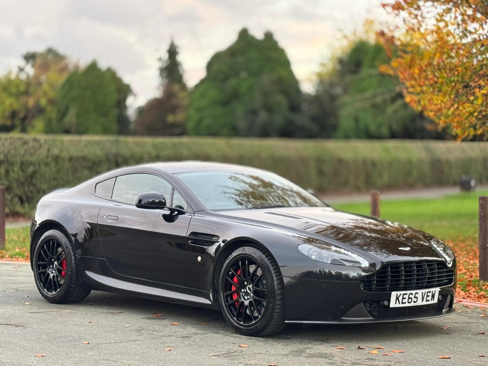 ASTON MARTIN VANTAGE V8 AUTO