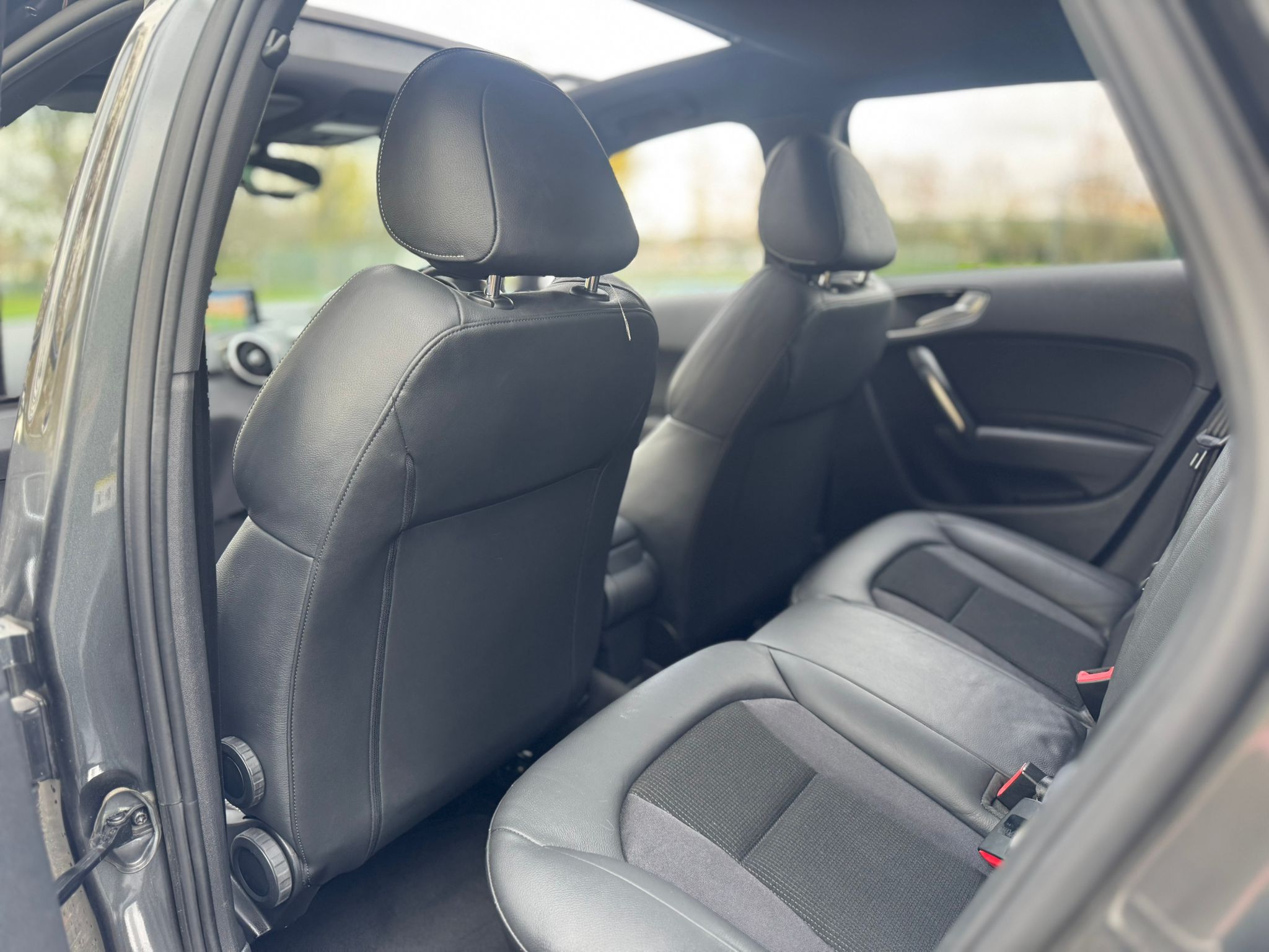 AUDI A1 S LINE BLACK ED-N TFSI S-A