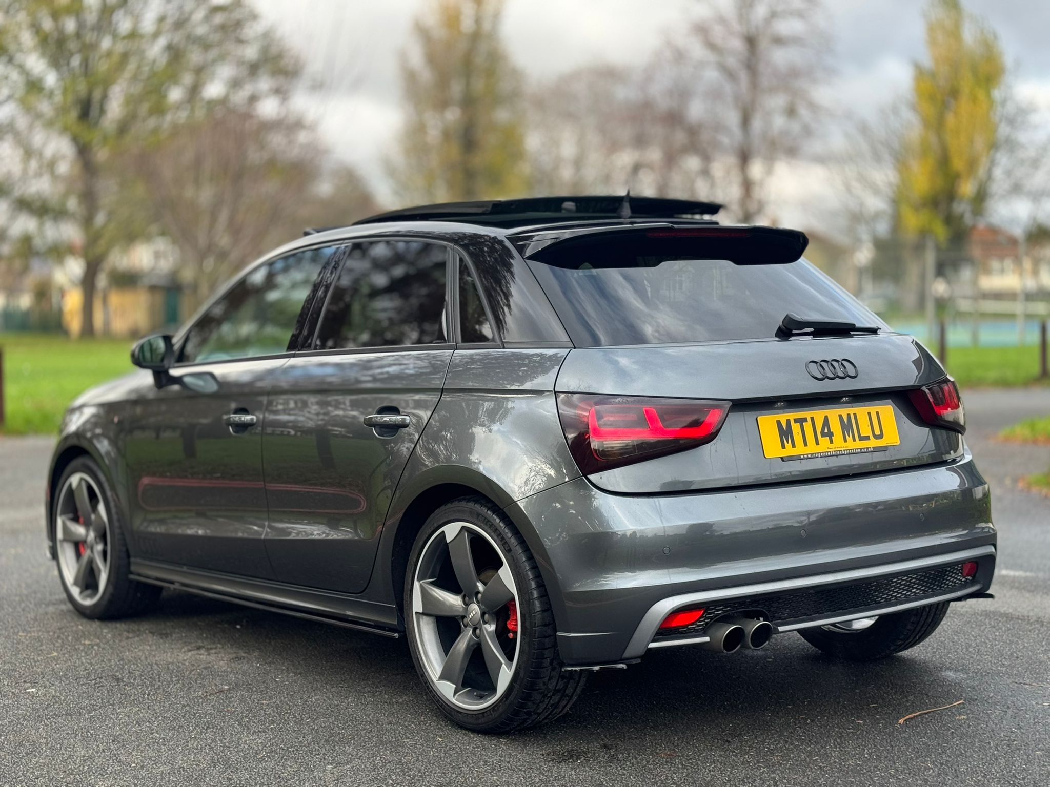 AUDI A1 S LINE BLACK ED-N TFSI S-A