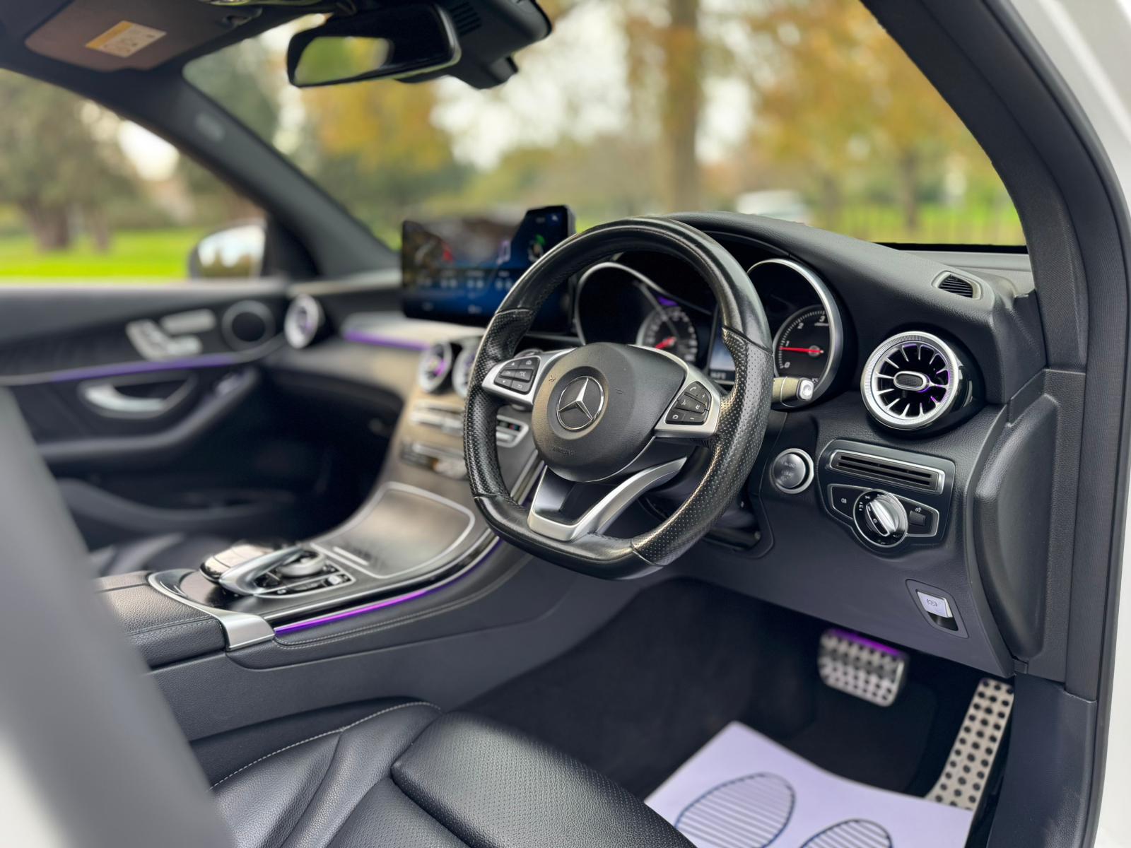 MERCEDES-BENZ GLC 220 D 4M AMG LINE PREM A