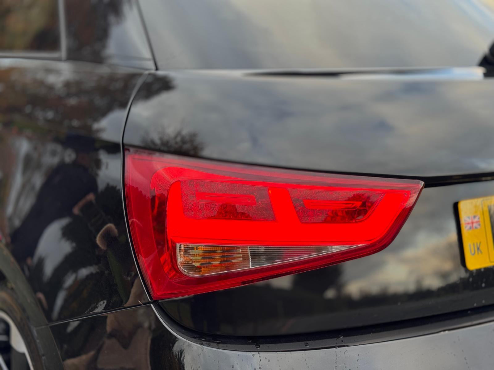 AUDI A1 S LINE BLACK EDITION TFSI