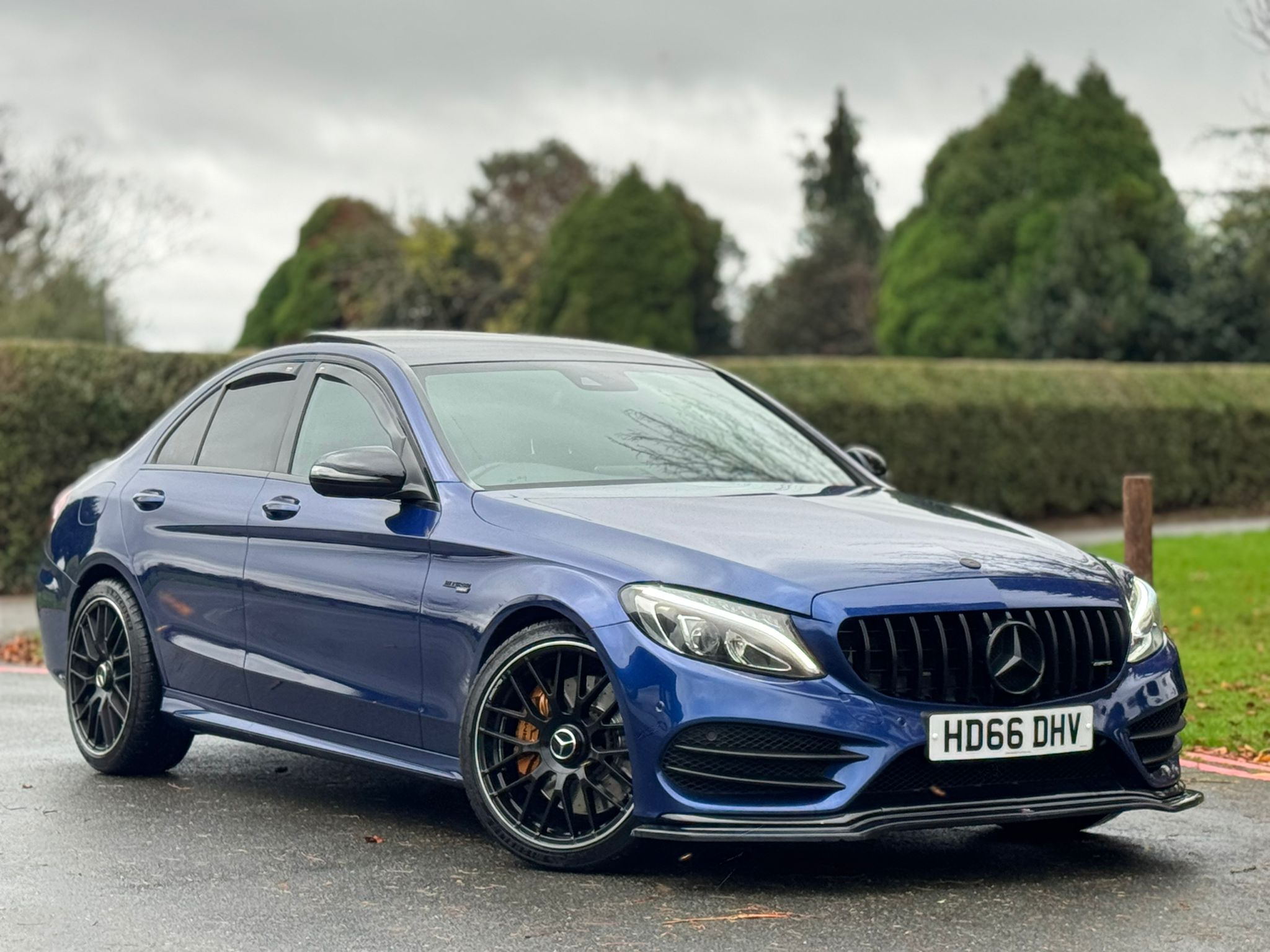 MERCEDES-BENZ AMG C 43 PREMIUM + 4MATIC A