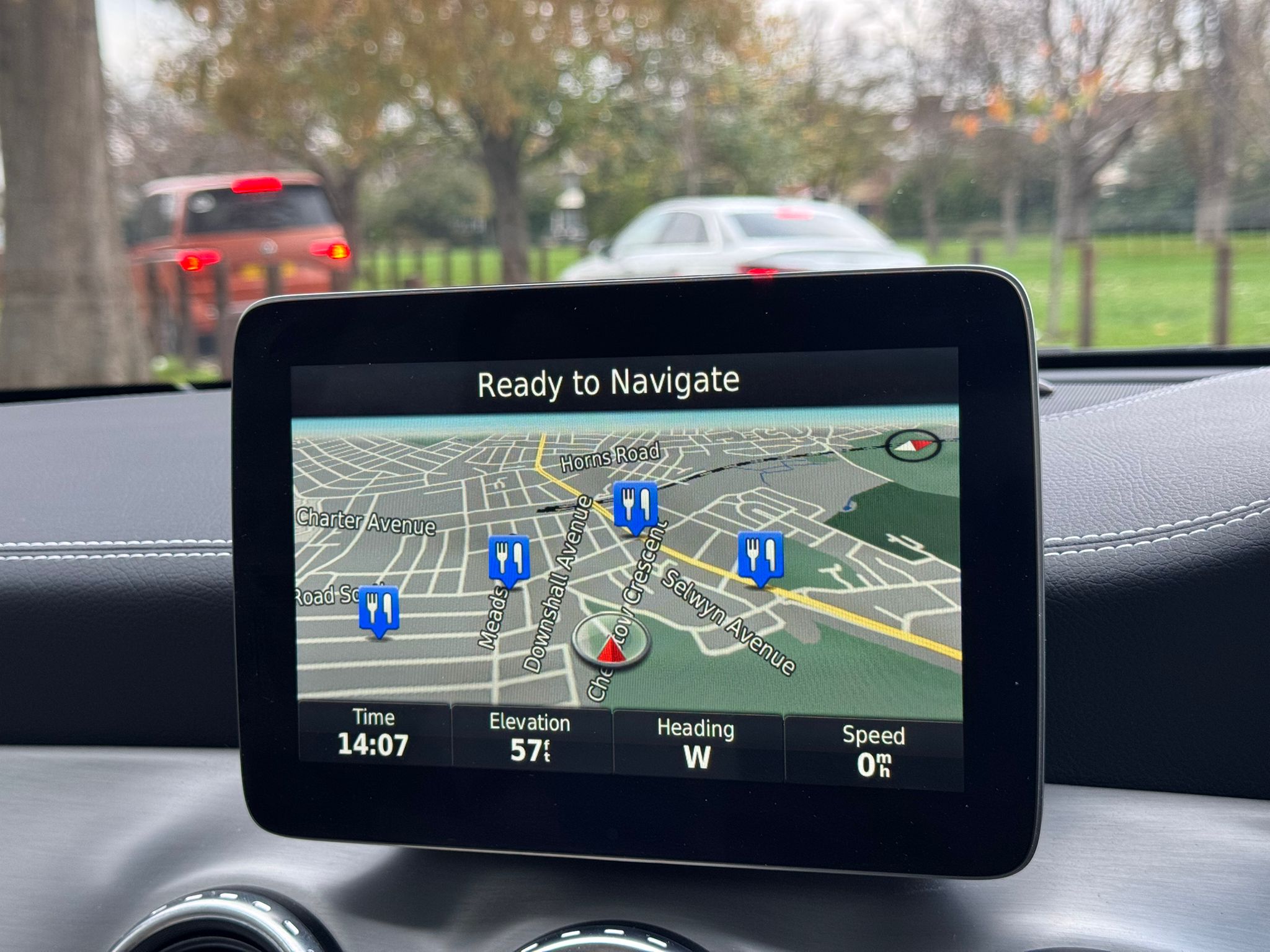 MERCEDES-BENZ GLA 220 D 4MAT AMG LINE PREM+A