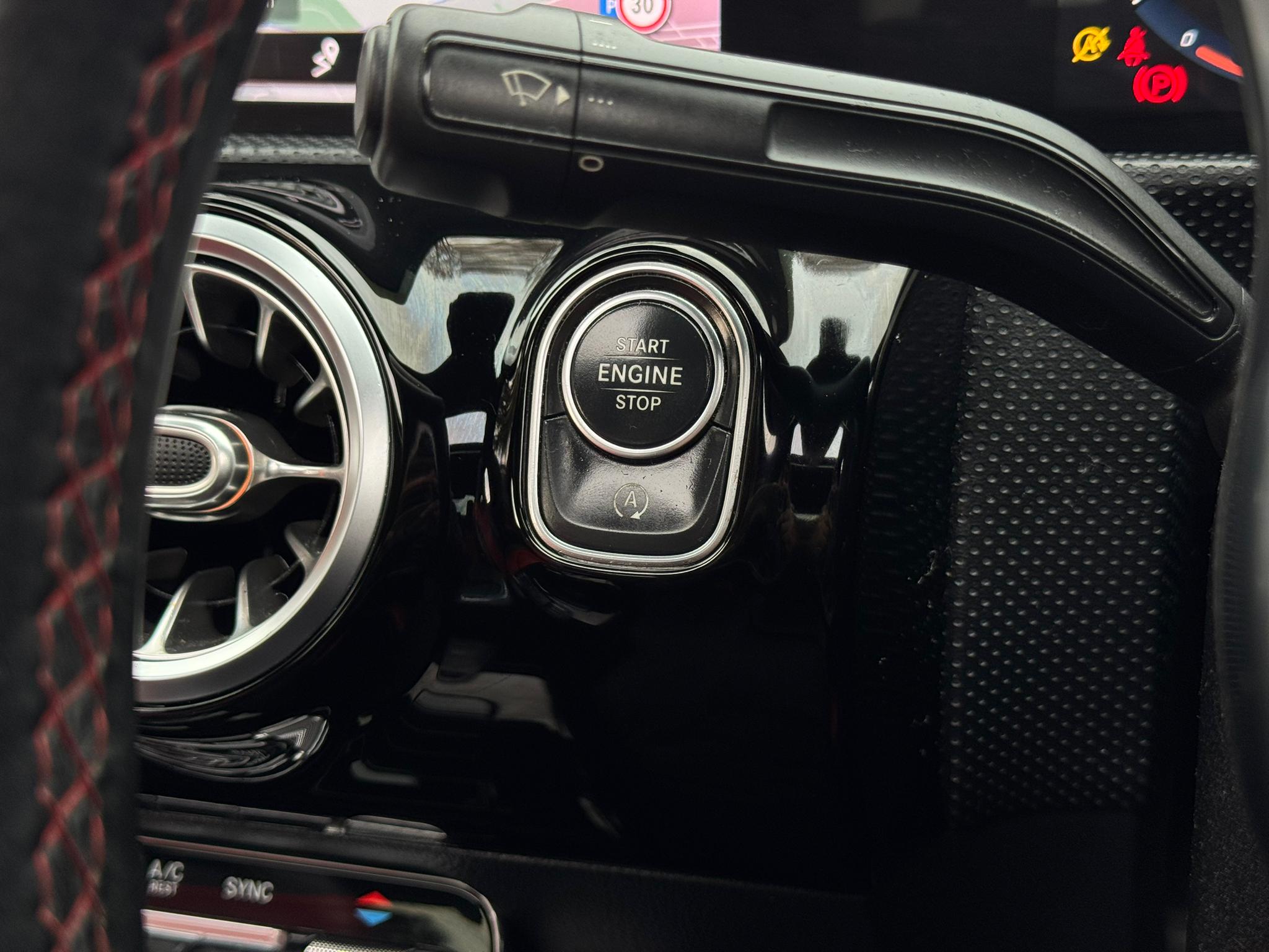 MERCEDES-BENZ CLA 200 AMG LINE PREMIUM + A