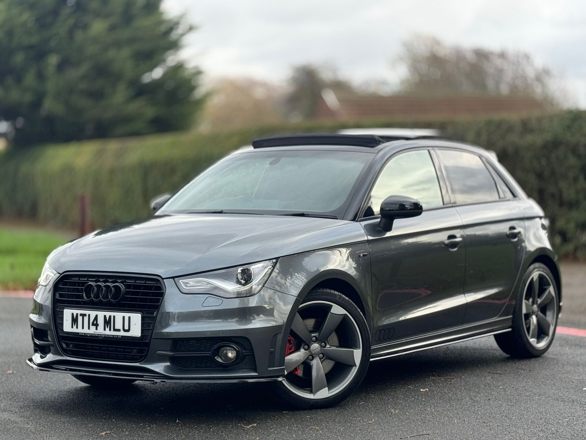 AUDI A1 S LINE BLACK ED-N TFSI S-A