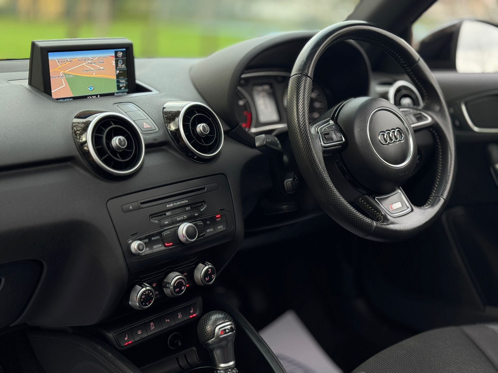 AUDI A1 S LINE BLACK ED-N TFSI S-A