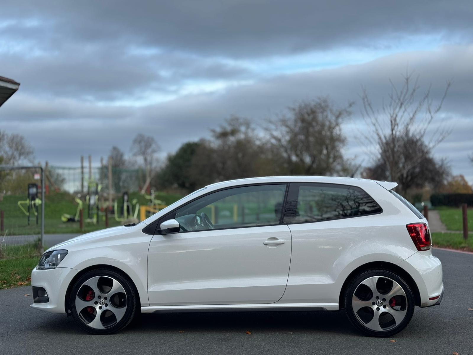 VOLKSWAGEN POLO GTI S-A 180