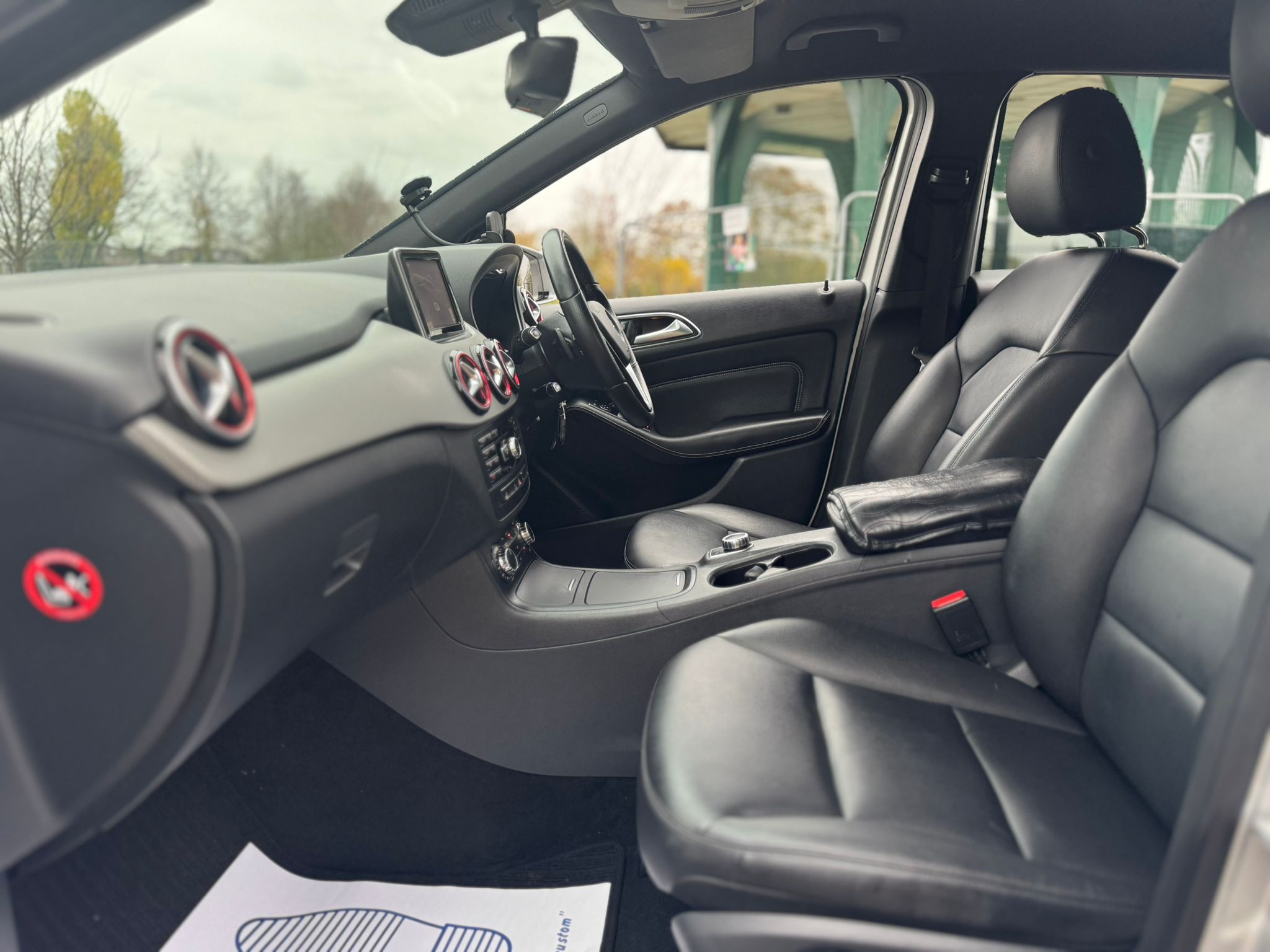 MERCEDES-BENZ B200 BLUEEFFICIENCY SPORT AUTO