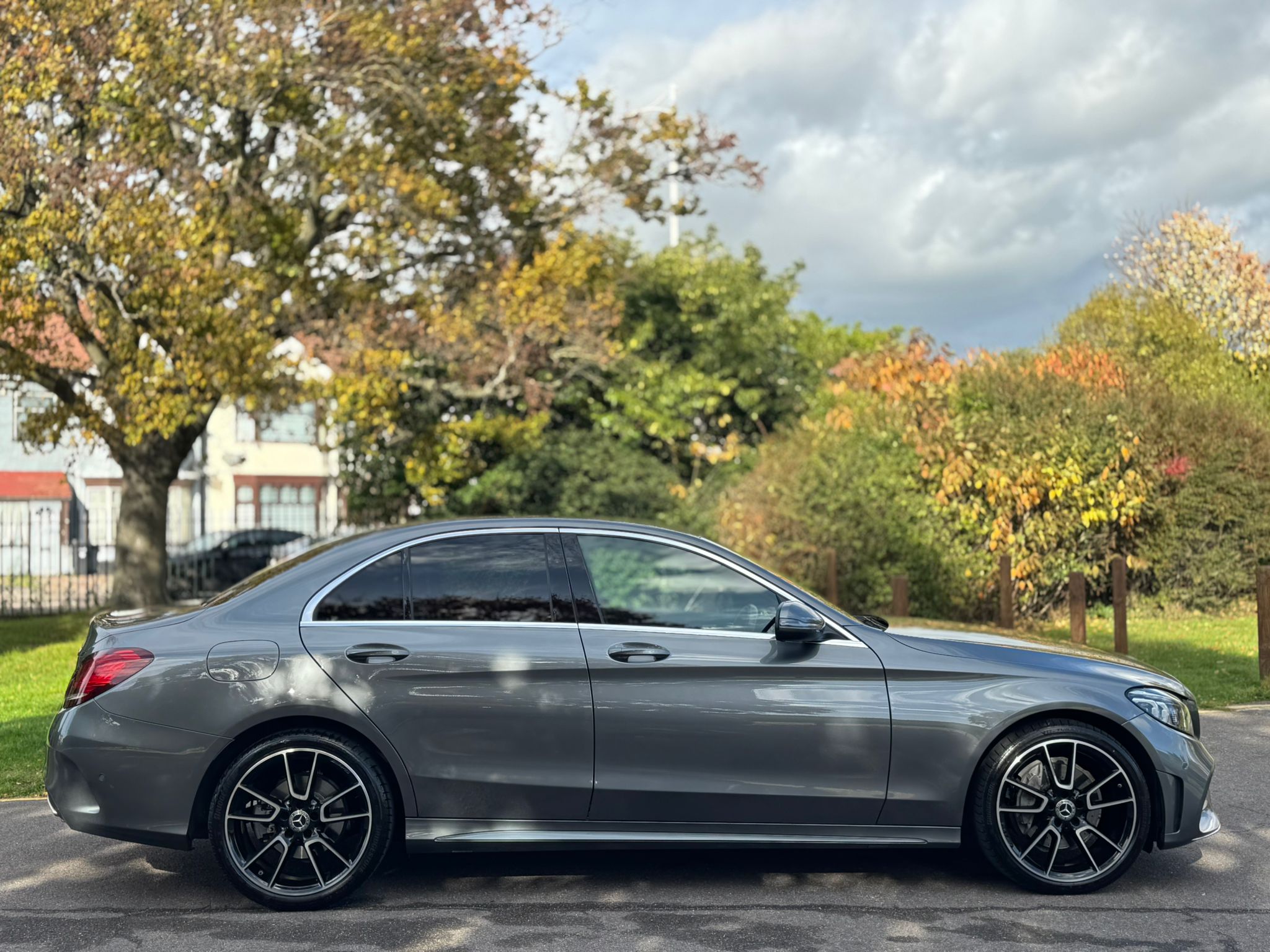 MERCEDES-BENZ C 200 AMG LINE PREMIUM AUTO