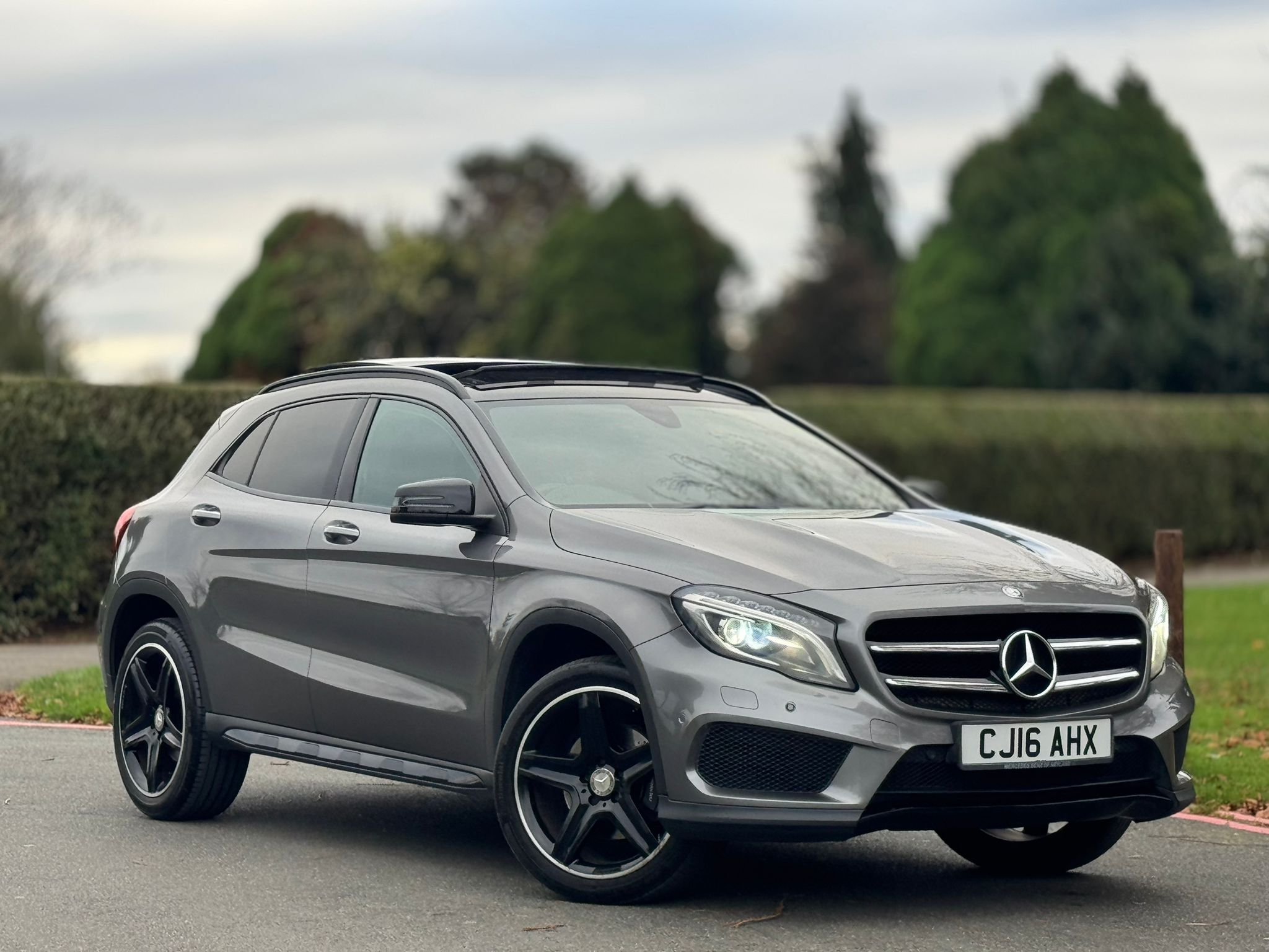 MERCEDES-BENZ GLA 220 D 4MAT AMG LINE PREM+A