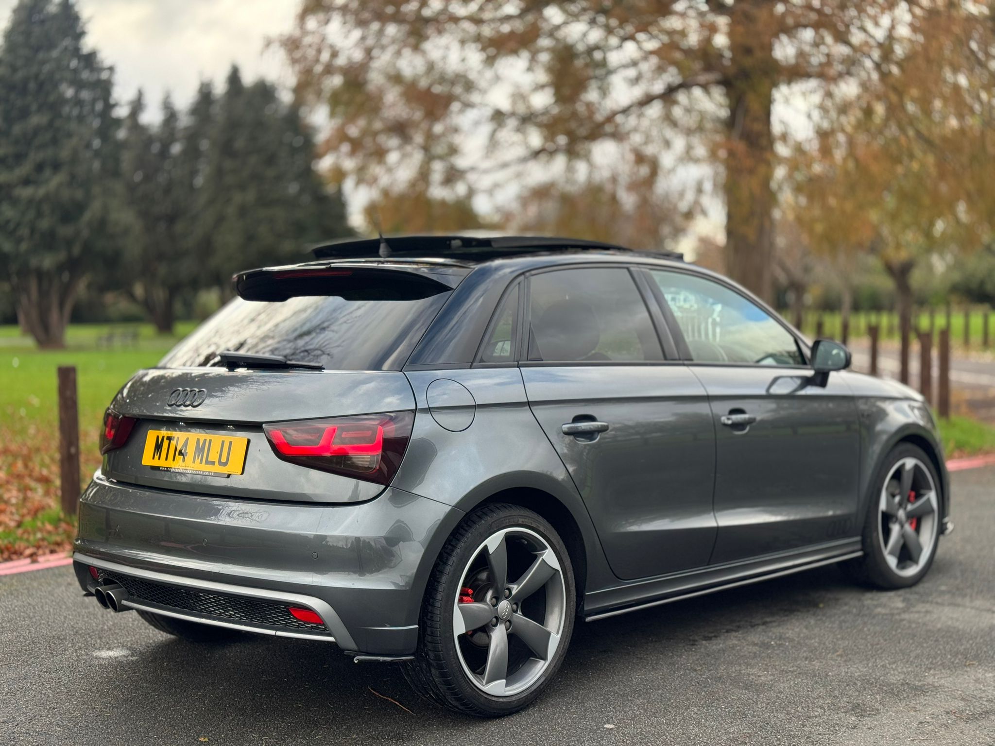 AUDI A1 S LINE BLACK ED-N TFSI S-A