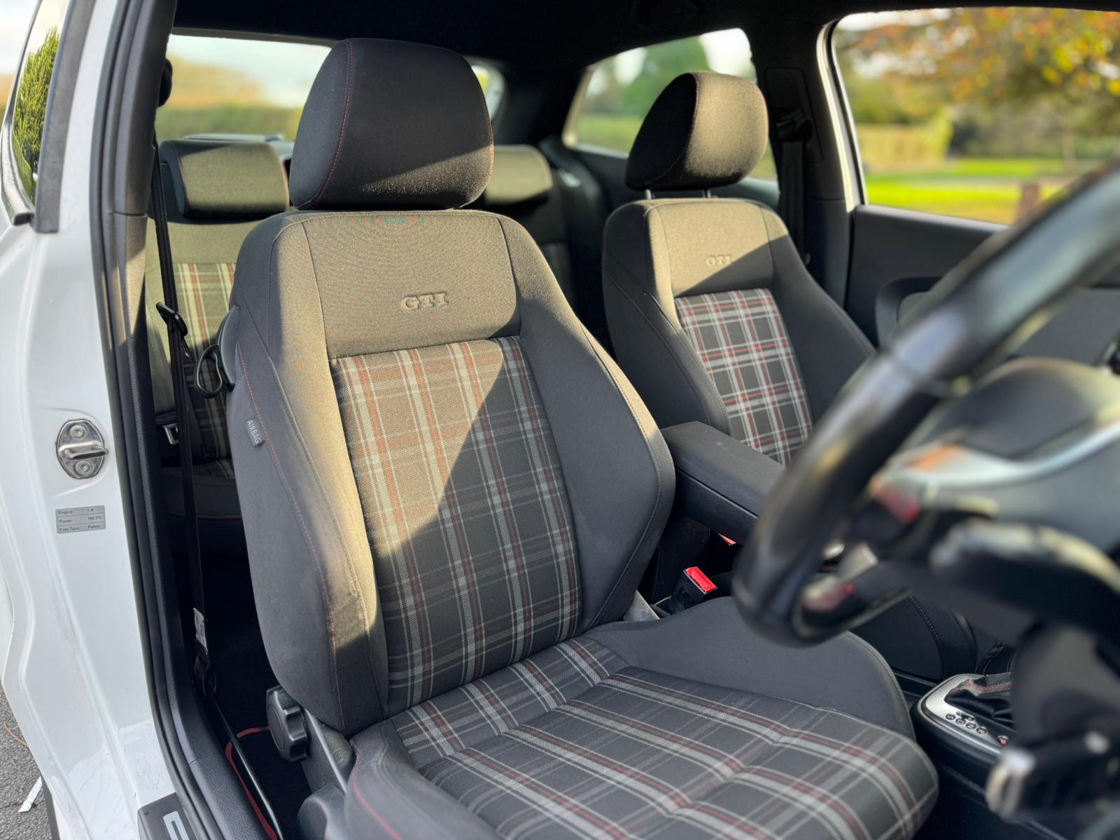 VOLKSWAGEN POLO GTI S-A 180