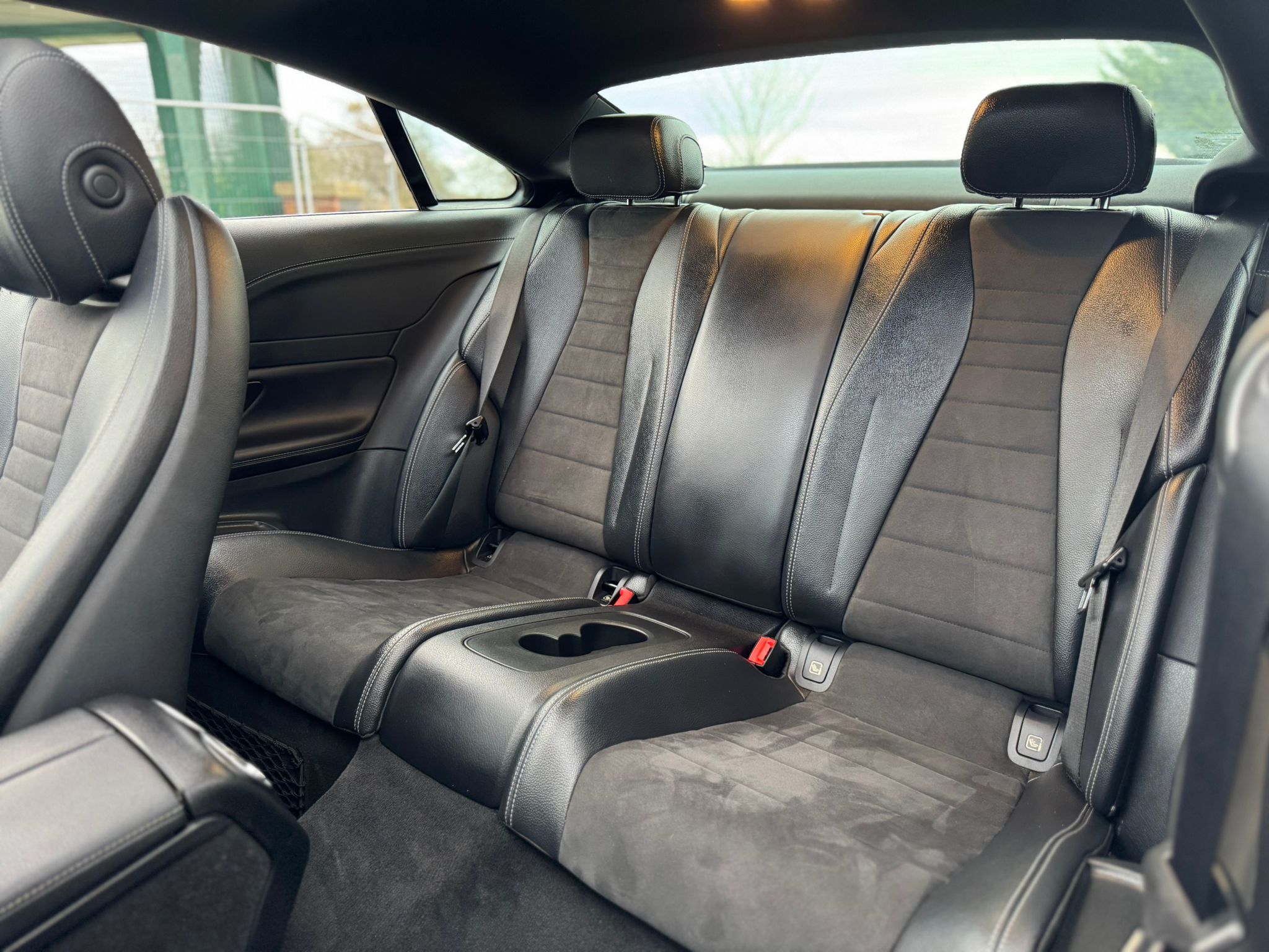 MERCEDES-BENZ E 220 D AMG LINE PREMIUM AUTO