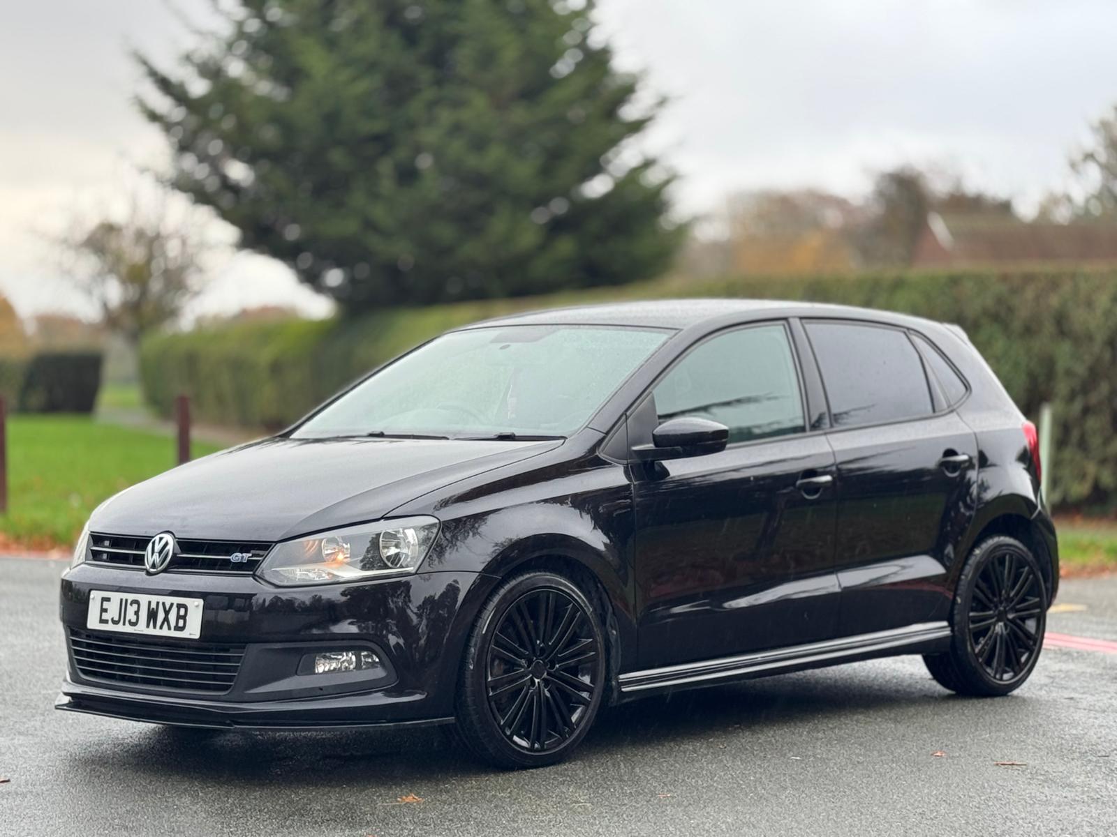 VOLKSWAGEN POLO BLUEGT