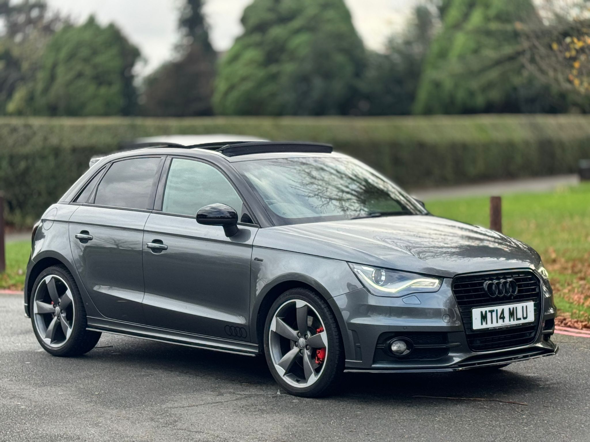 AUDI A1 S LINE BLACK ED-N TFSI S-A